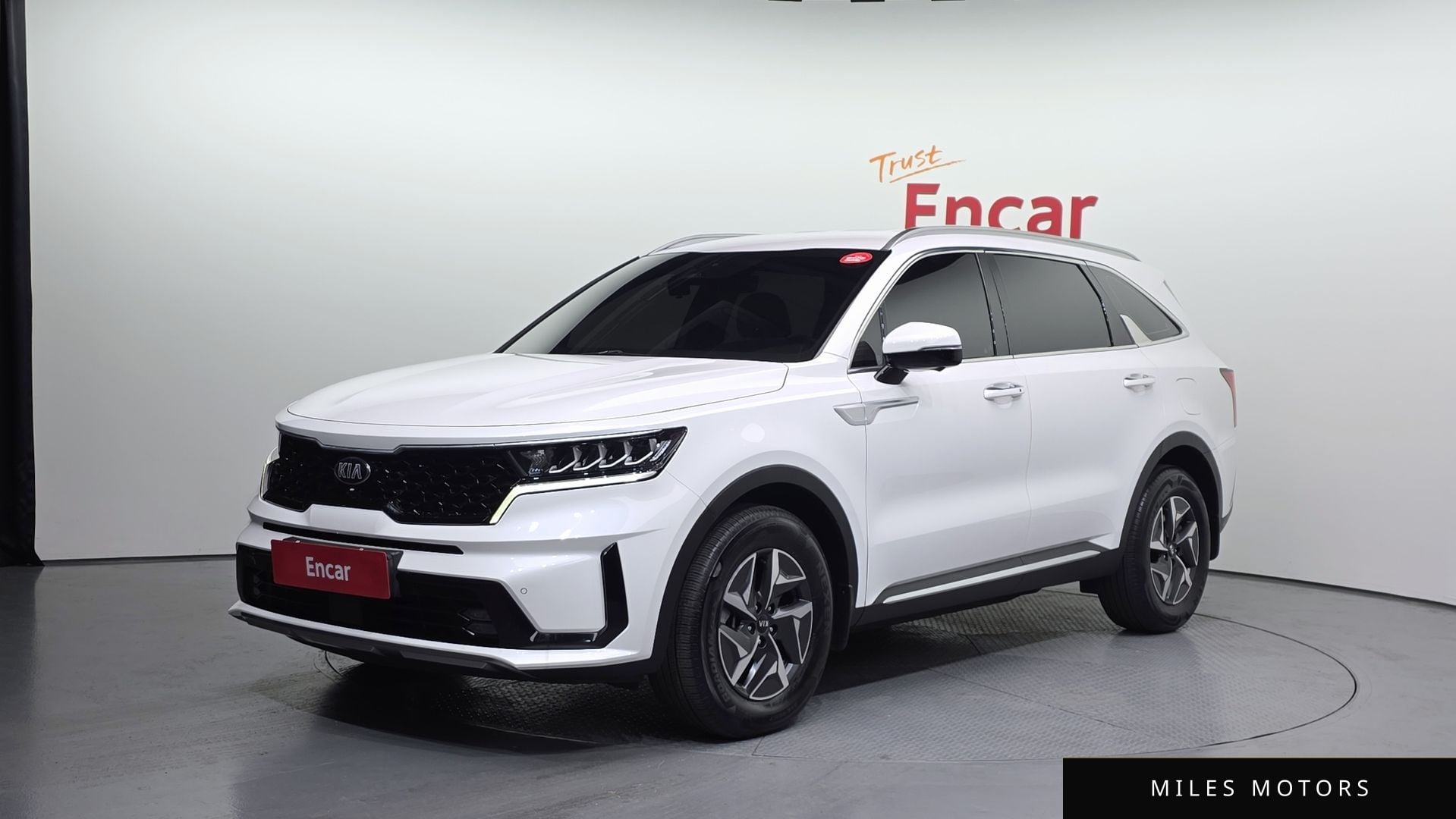 Kia Sorento 2021 — фото 1 из 12