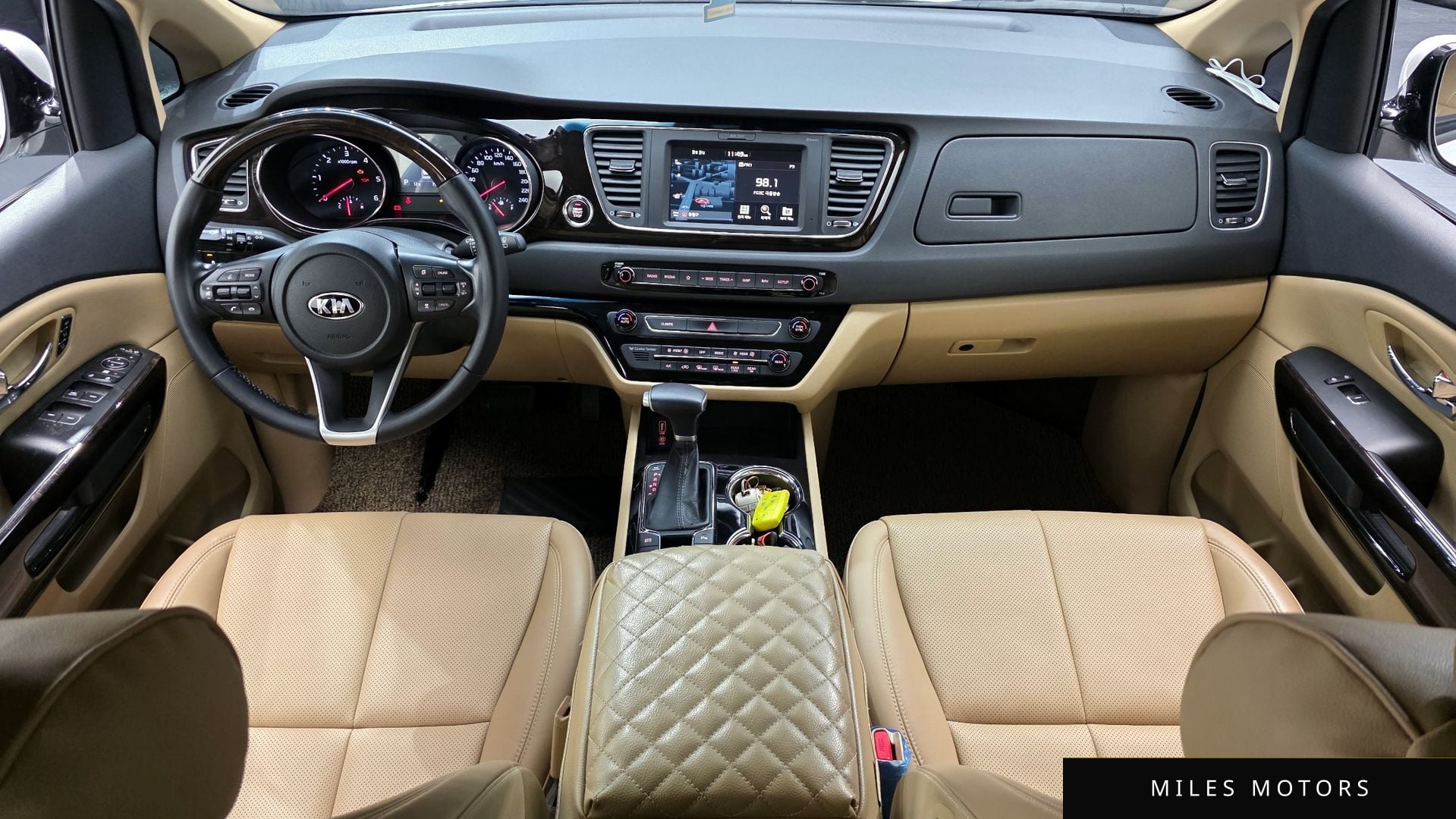 Kia Canival 2020 — миниатюра 7