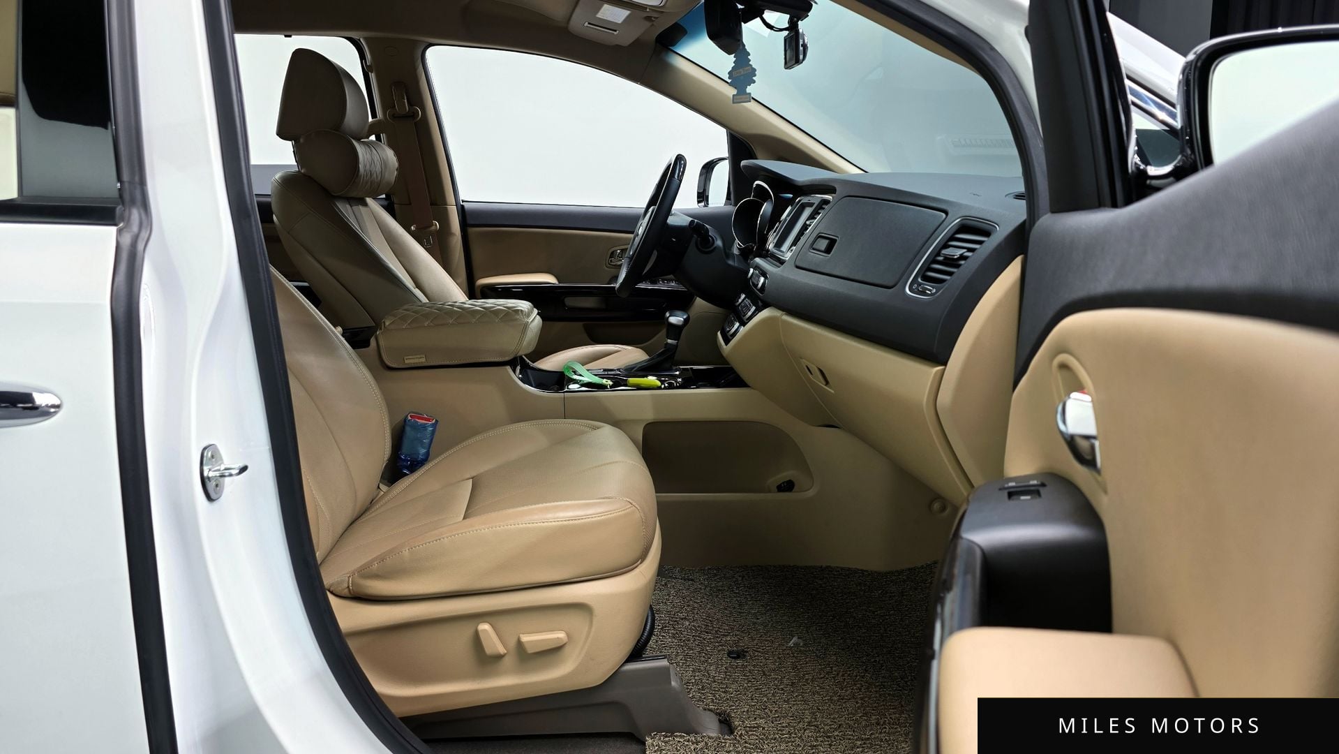 Kia Canival 2020 — миниатюра 10