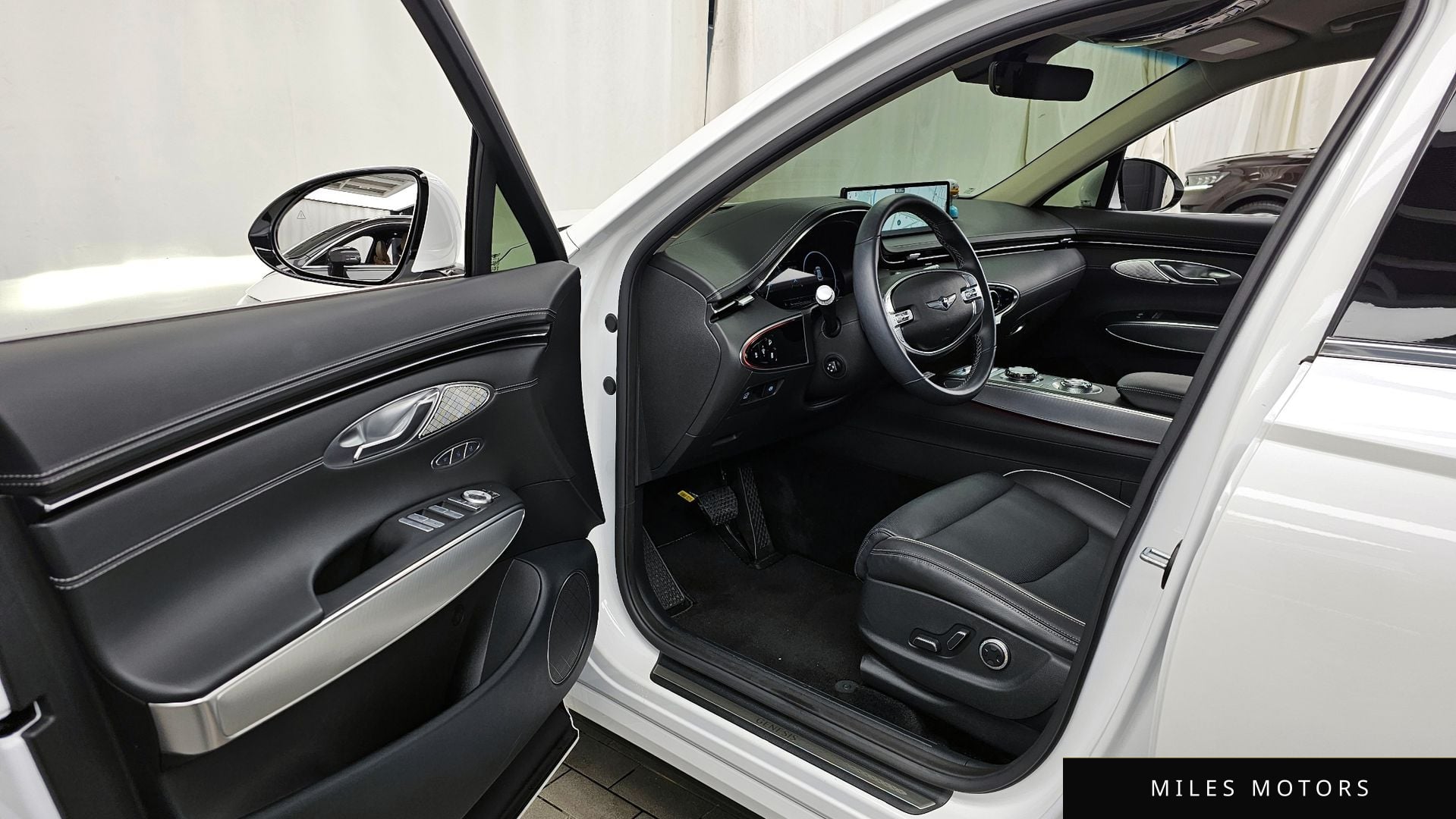Genesis GV70 2024 — миниатюра 10