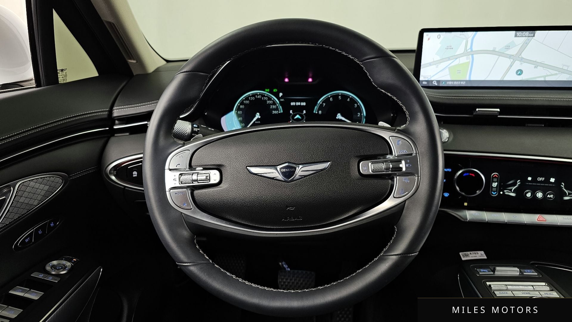 Genesis GV70 2024 — миниатюра 13