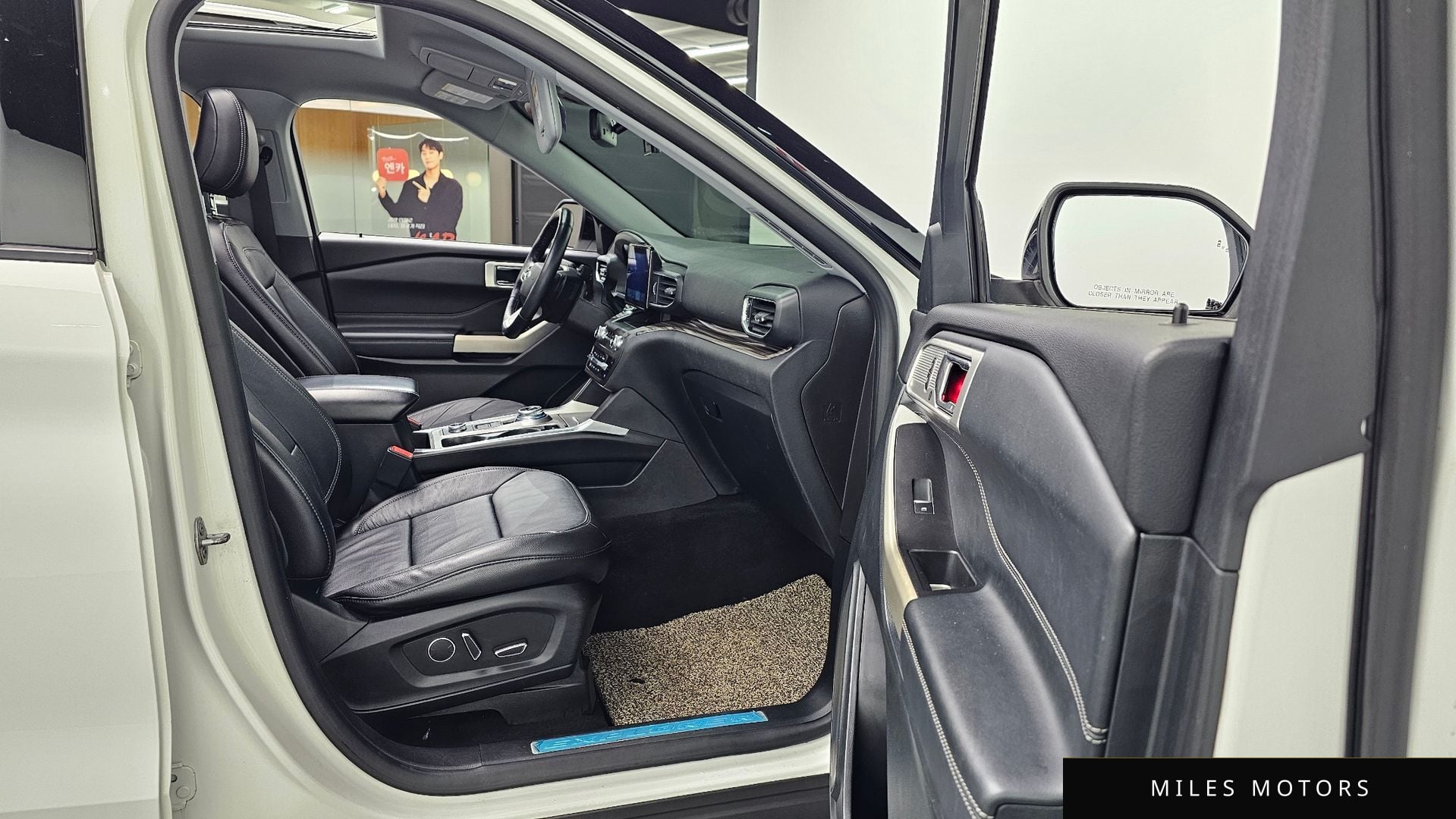 Ford Explorer 2020 — миниатюра 10