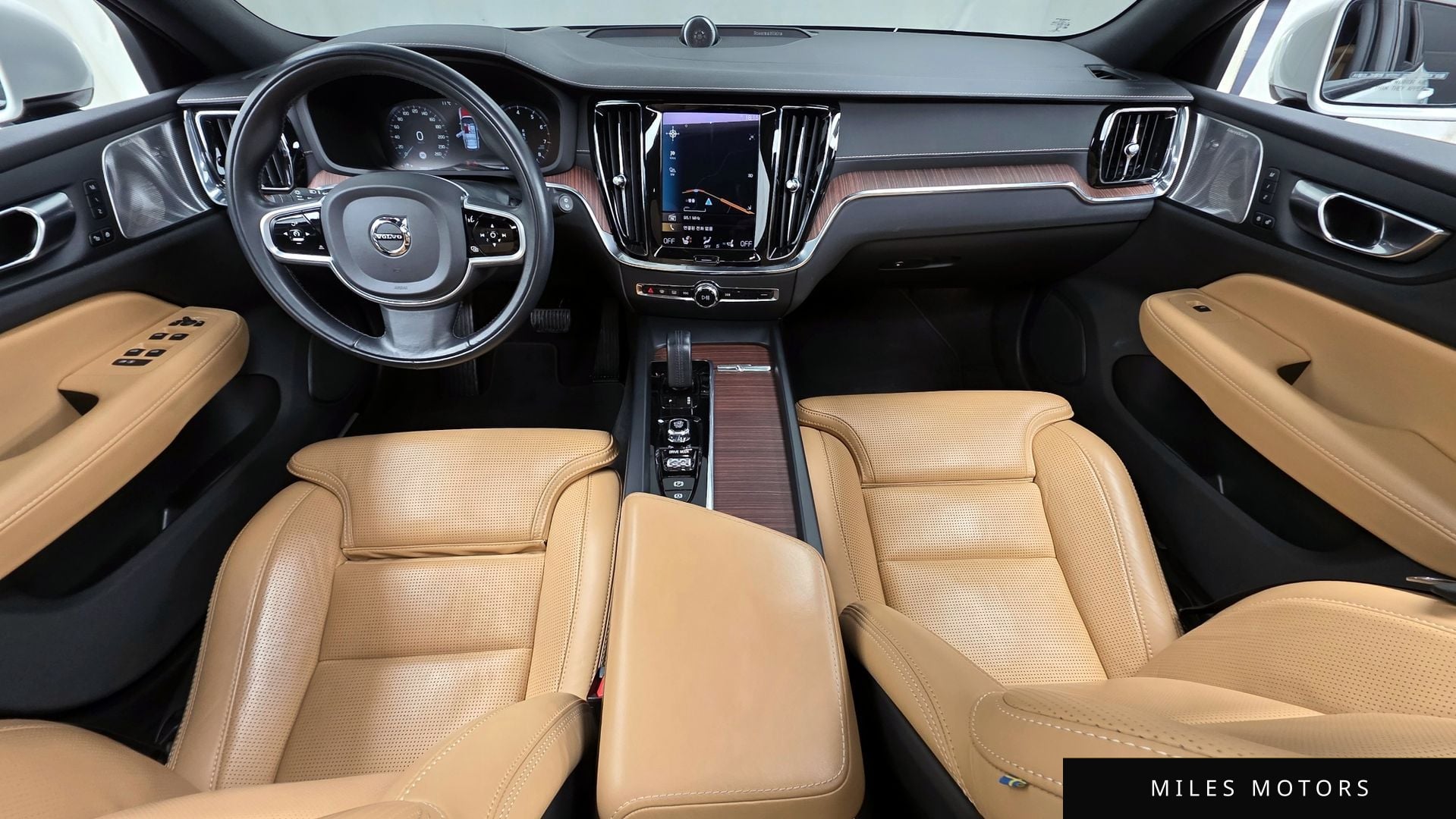 Volvo V60 2021 — миниатюра 7