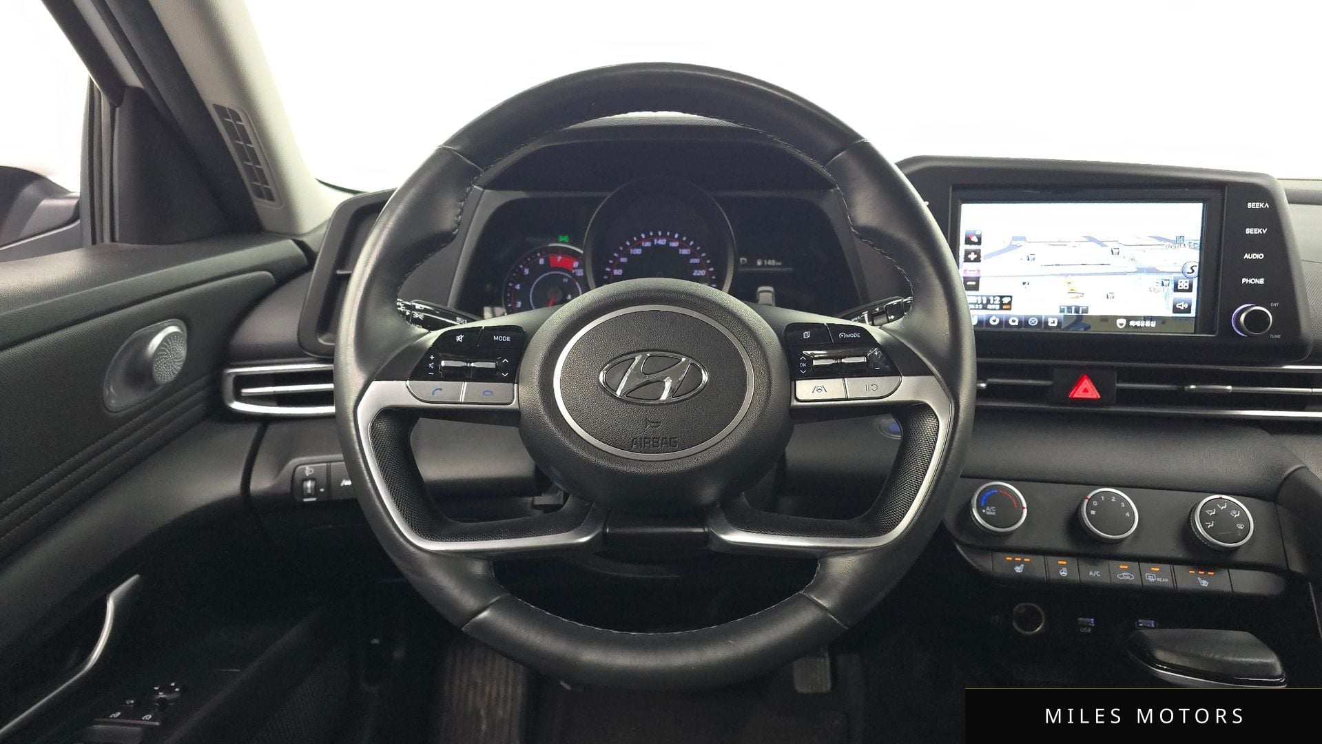 Hyundai AVANTE 2021 — миниатюра 13