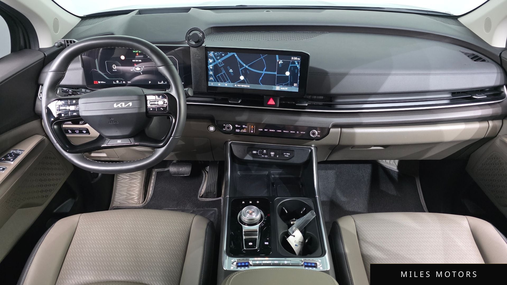 Kia Canival 2025 — миниатюра 7