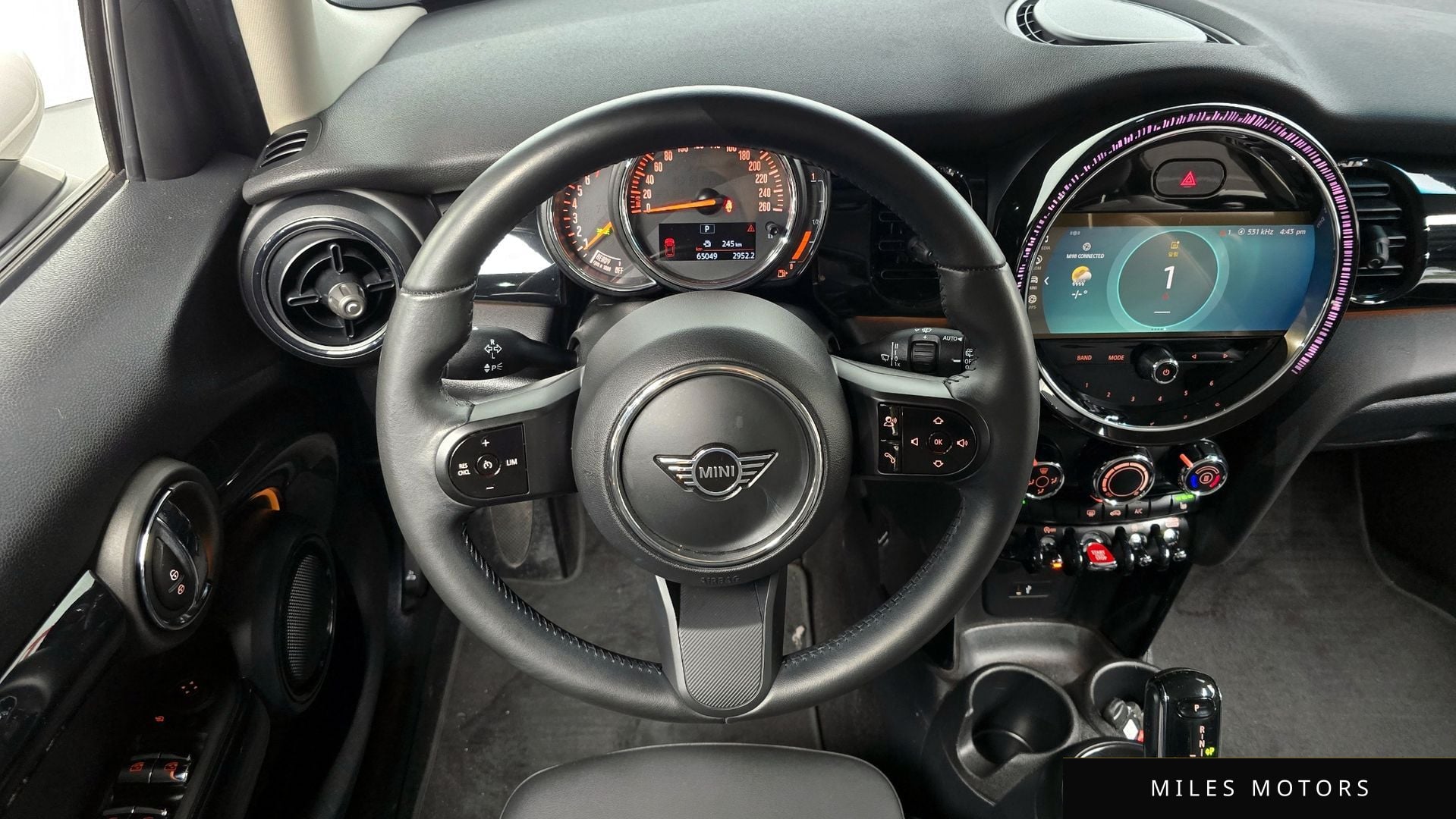 MINI Cooper 2023 — миниатюра 14