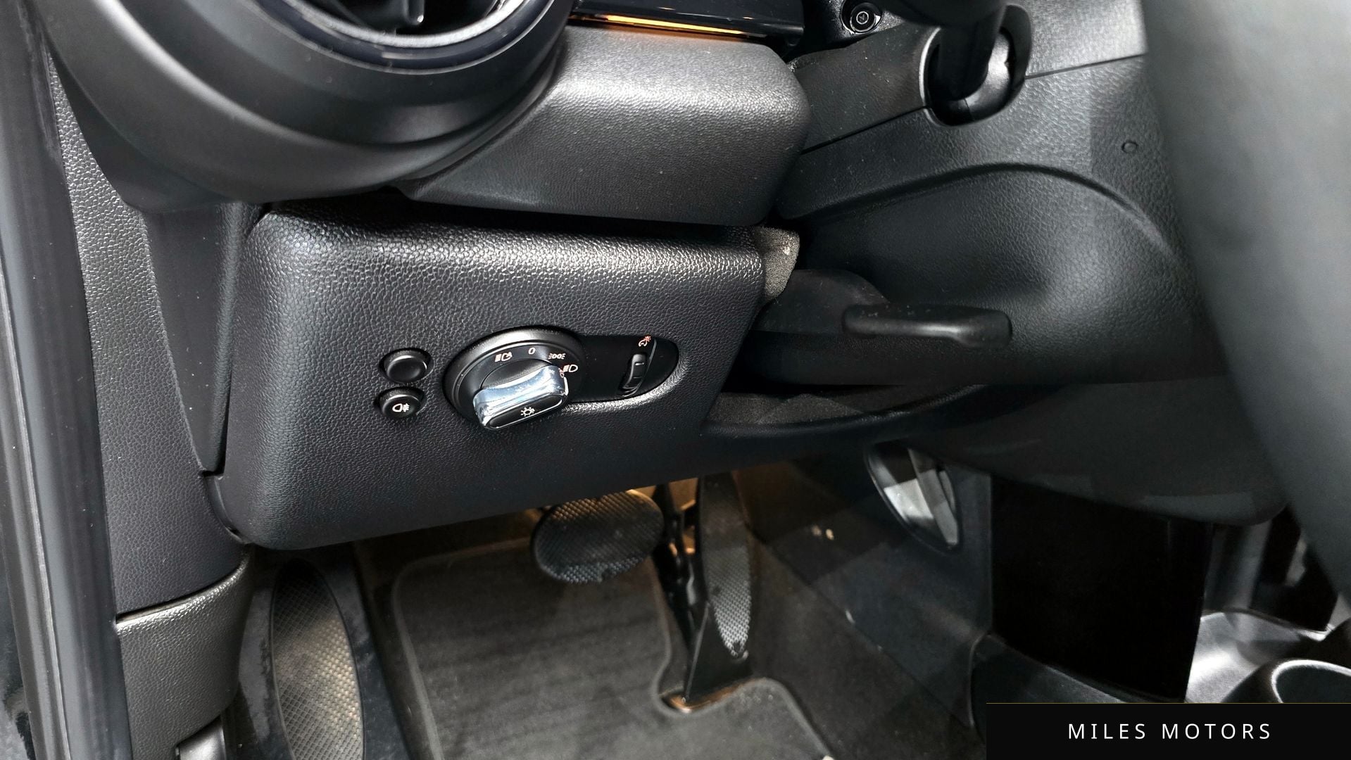 MINI Cooper 2023 — миниатюра 18