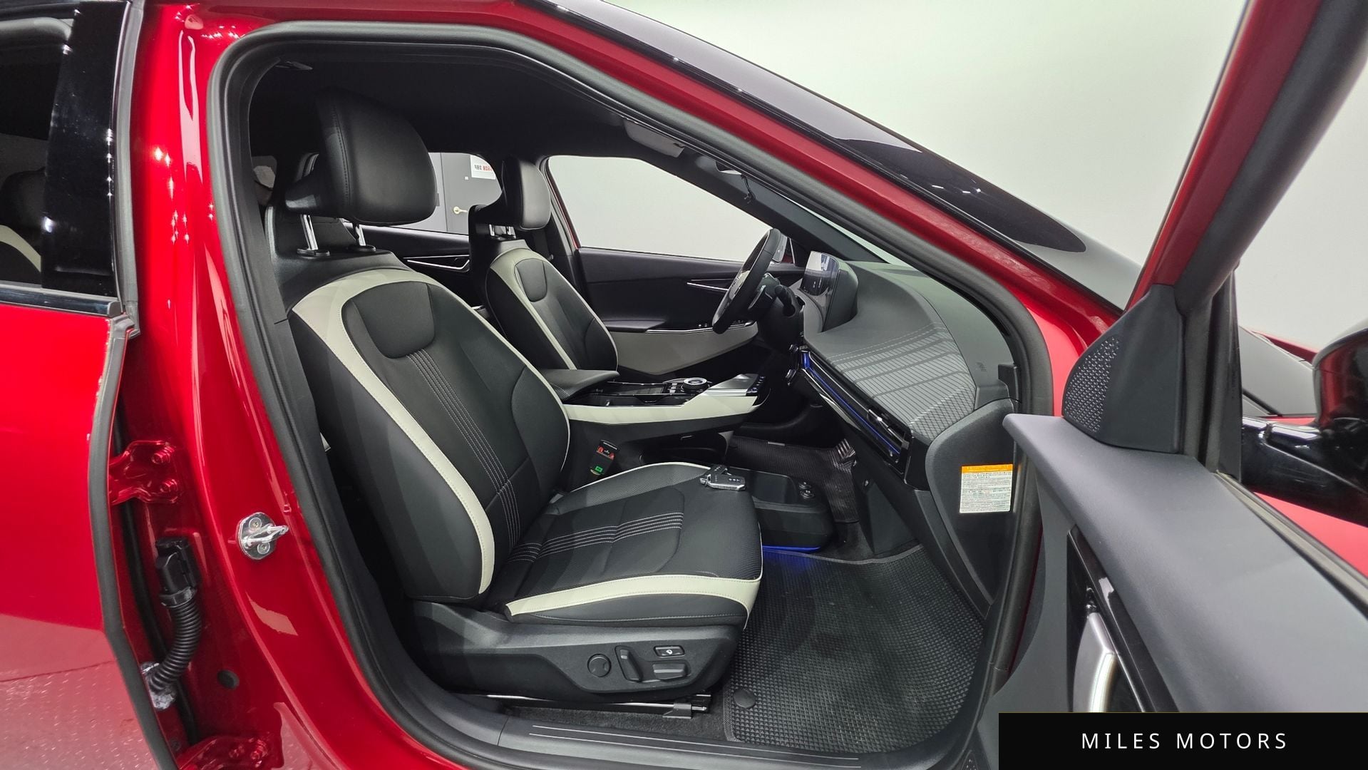 Kia EV6 2023 — миниатюра 10