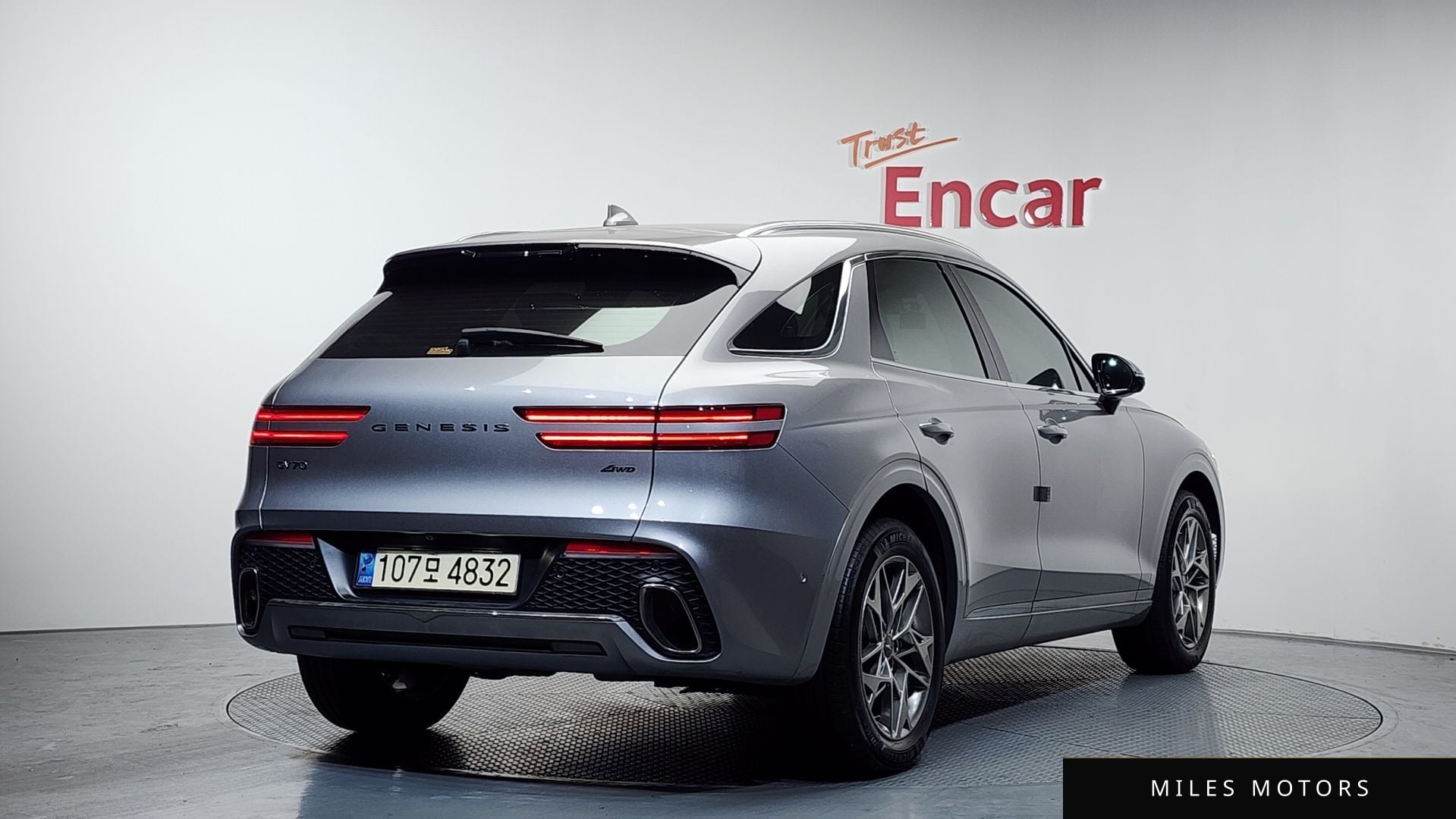 Genesis GV70 2022 — миниатюра 2