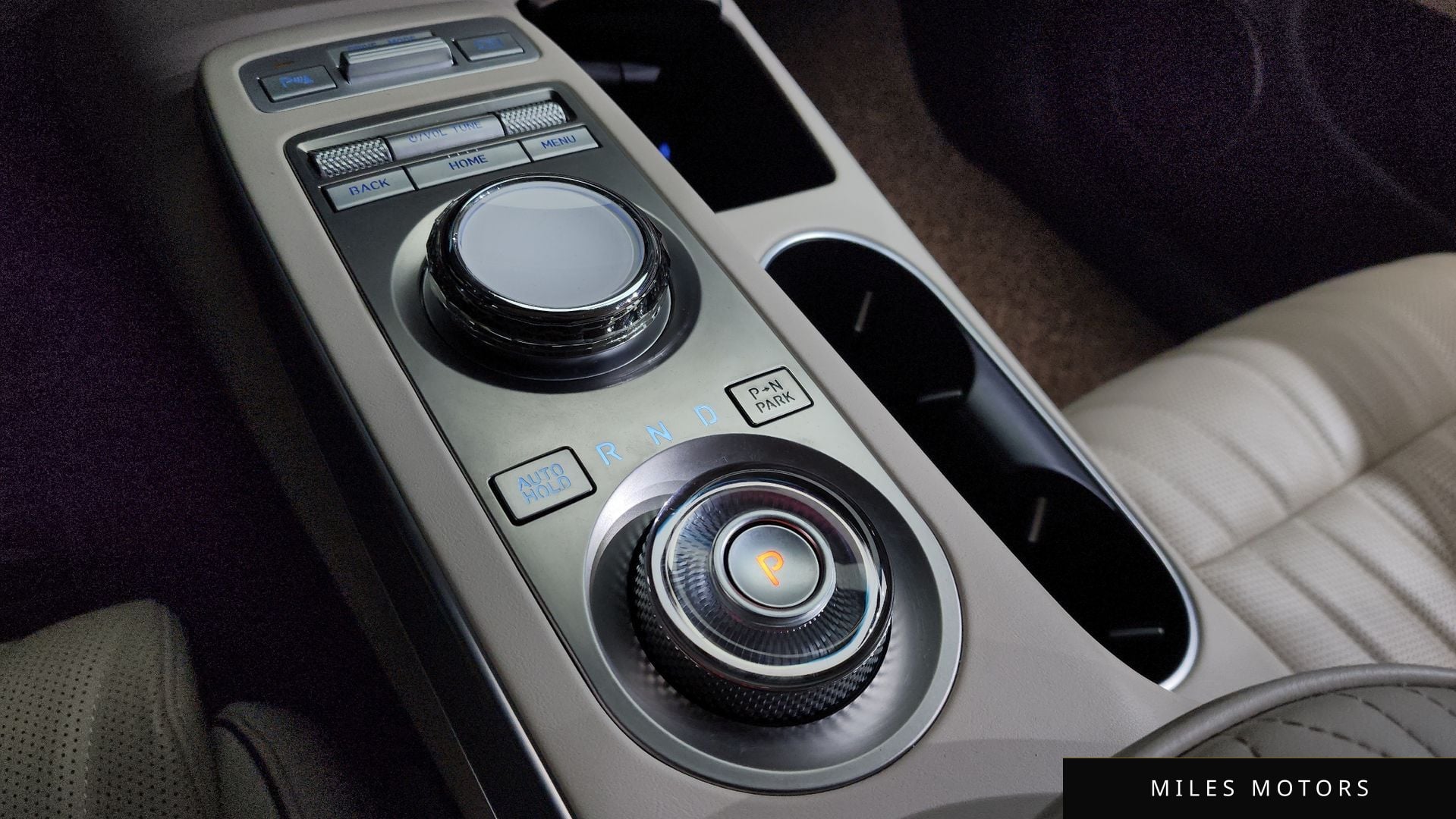 Genesis GV70 2022 — миниатюра 9