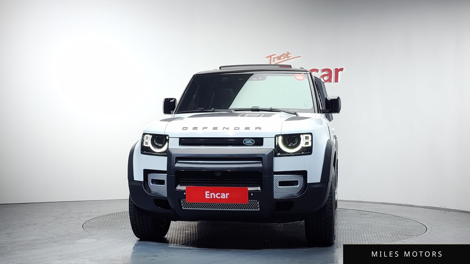 Land Rover Defender 2022 — миниатюра 3