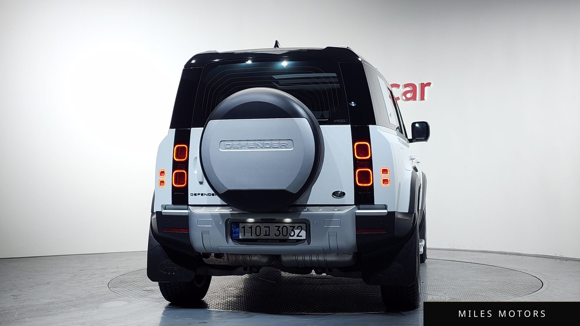 Land Rover Defender 2022 — миниатюра 4