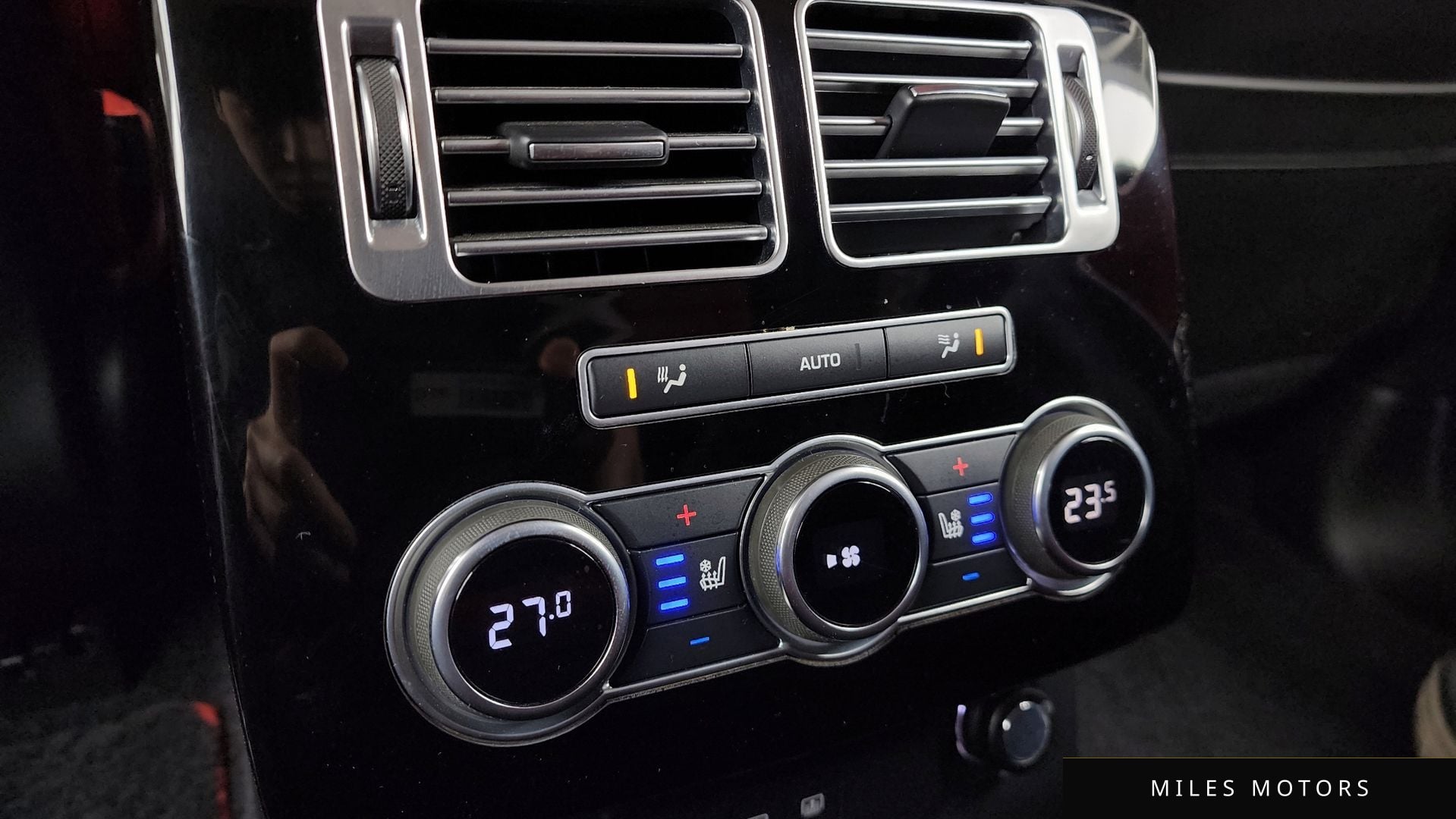 Land Rover 레인지로버 2016 — миниатюра 19