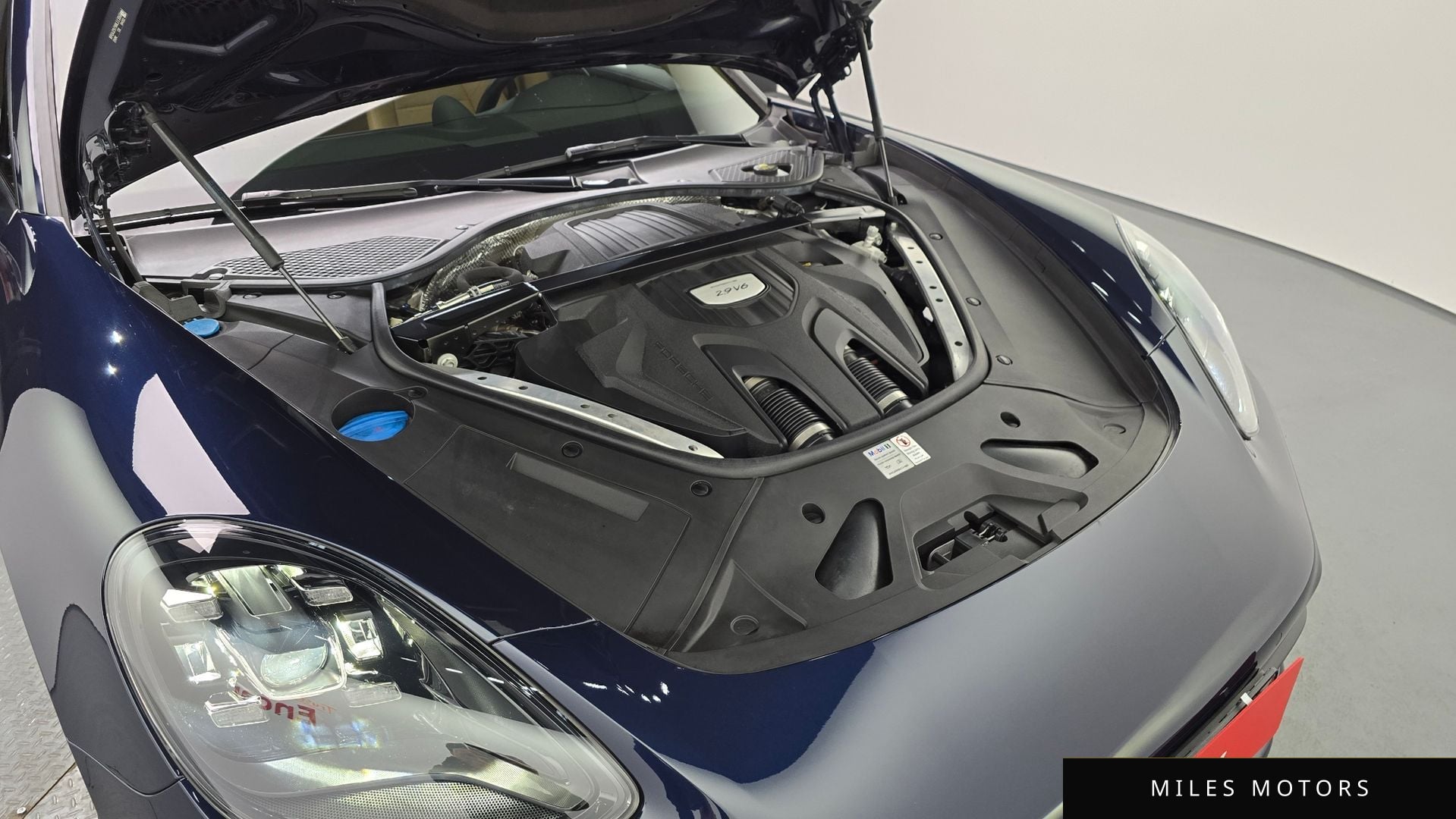 Porsche Panamera 2021 — миниатюра 6