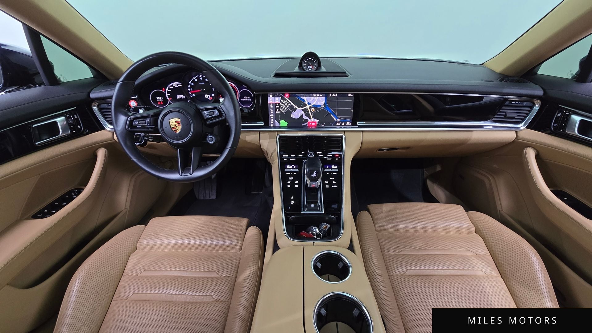 Porsche Panamera 2021 — миниатюра 7
