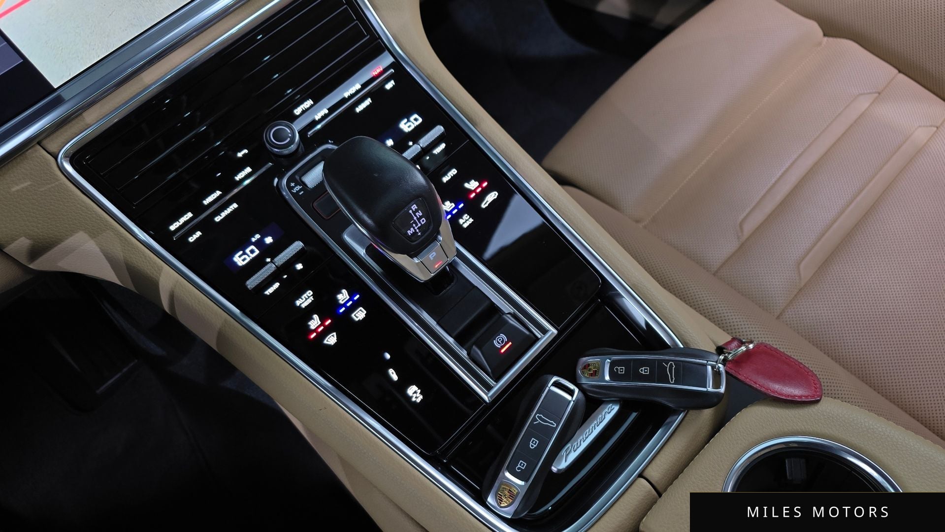 Porsche Panamera 2021 — миниатюра 9