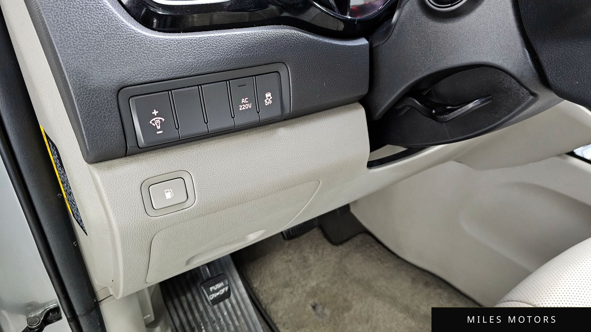 Kia Canival 2016 — миниатюра 12