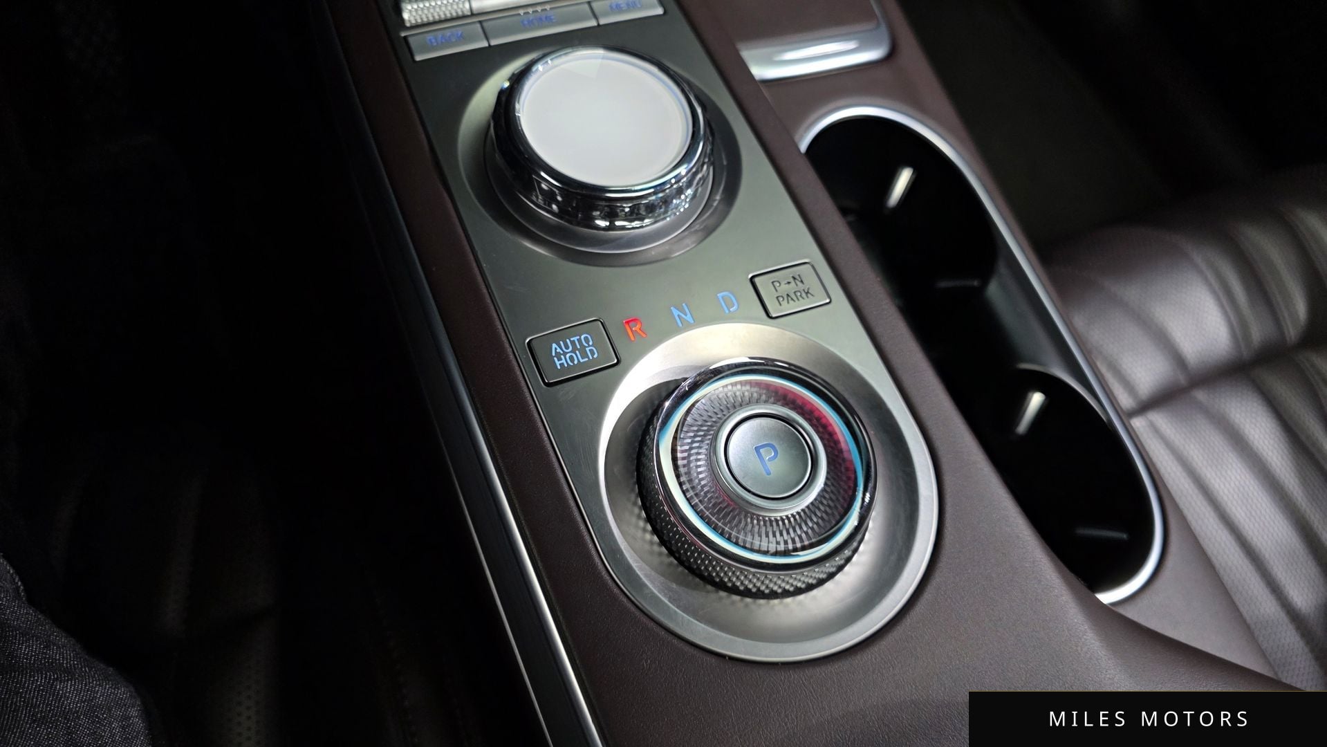 Genesis GV70 2021 — миниатюра 9