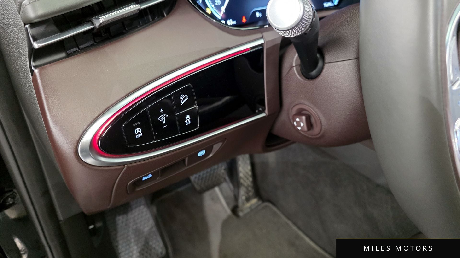 Genesis GV70 2021 — миниатюра 15