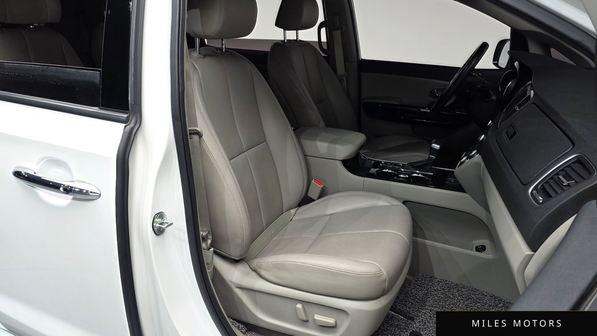 Kia Canival 2019 — миниатюра 10