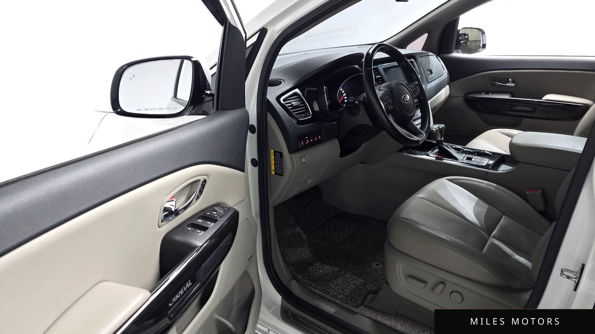 Kia Canival 2019 — миниатюра 11
