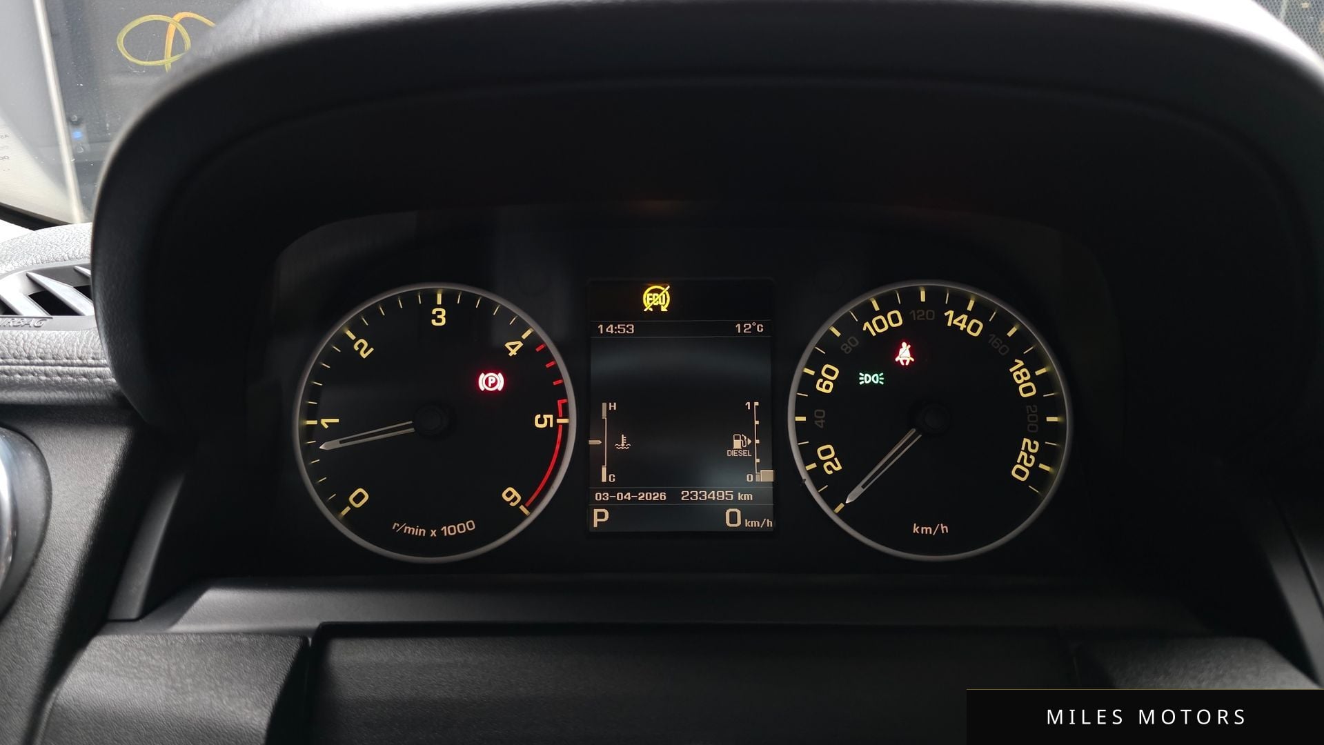 Land Rover Discovery 2016 — миниатюра 8