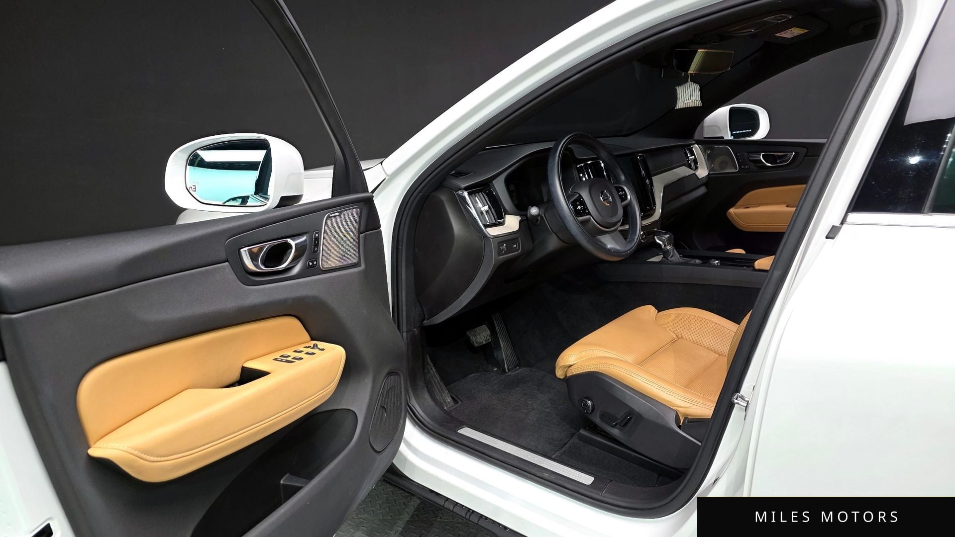Volvo XC60 2020 — миниатюра 10
