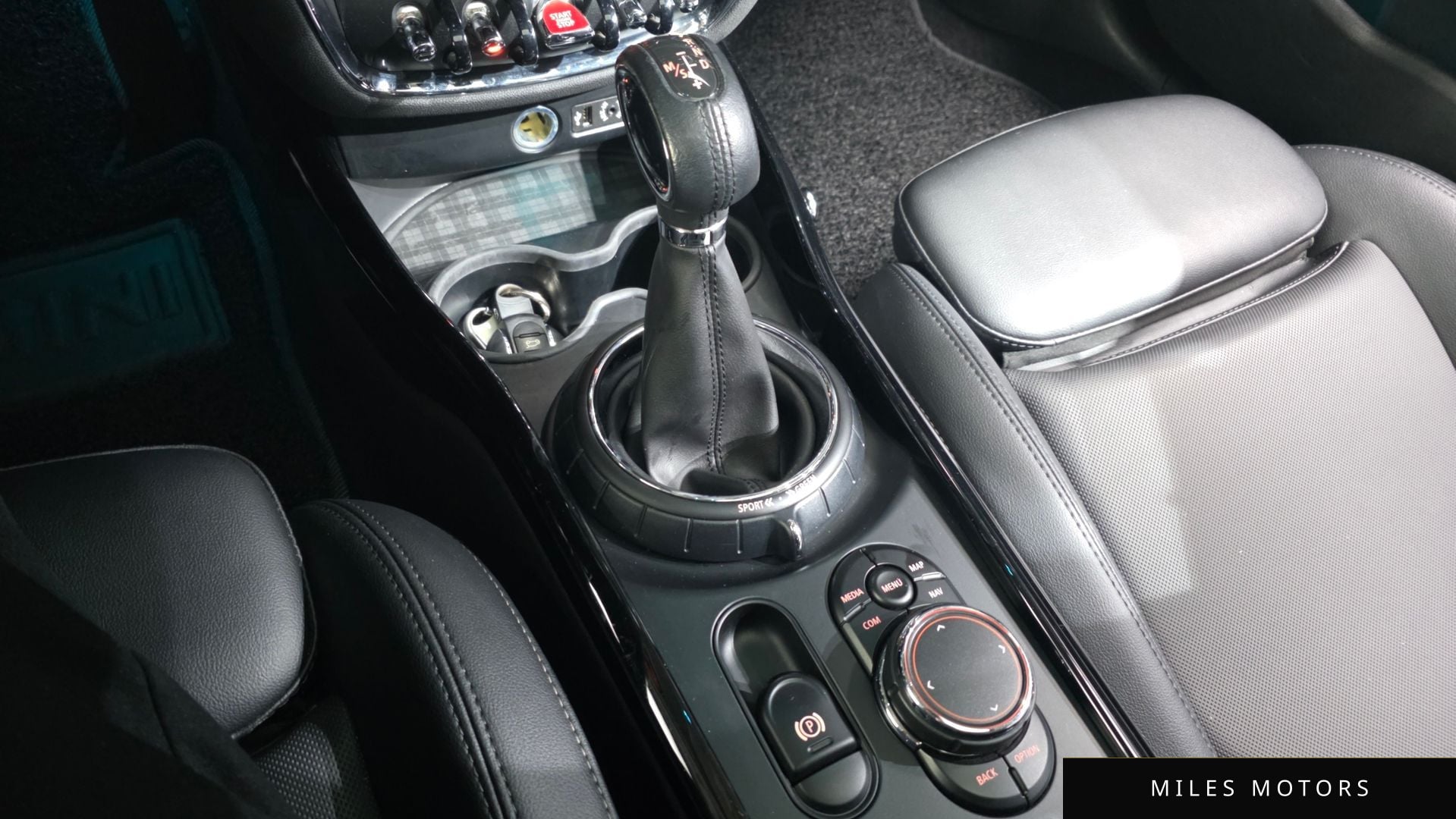 MINI Clubman 2018 — миниатюра 9