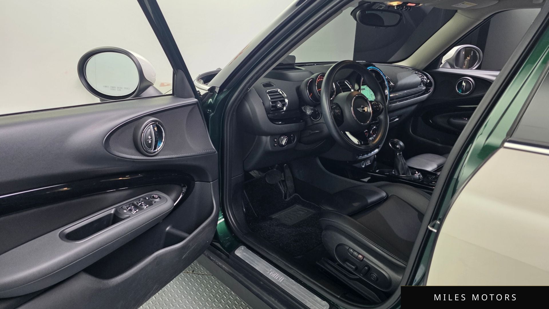MINI Clubman 2018 — миниатюра 10