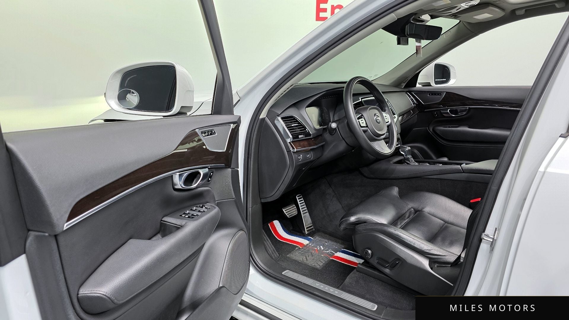 Volvo XC90 2019 — миниатюра 11