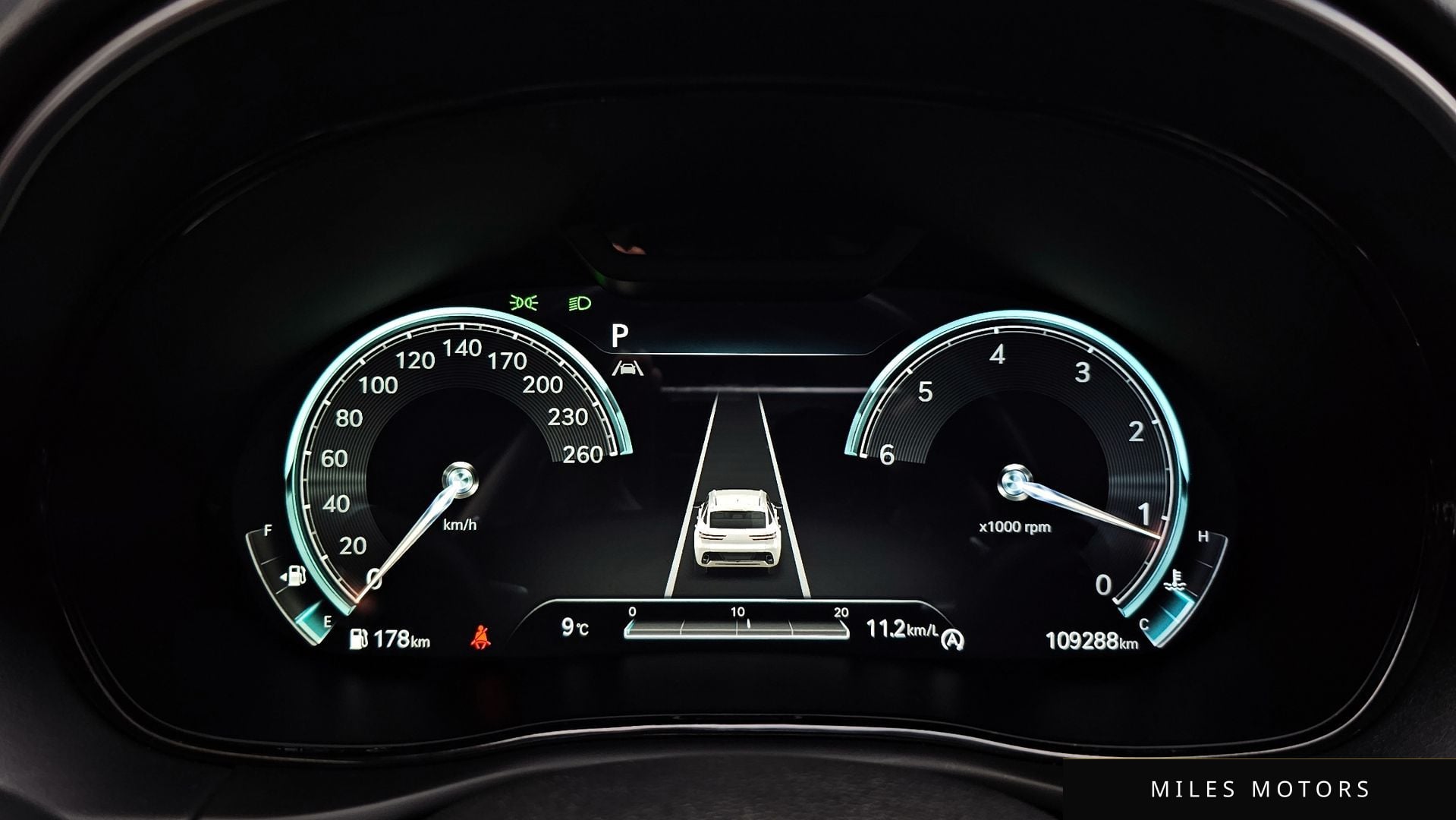 Genesis GV70 2021 — миниатюра 8