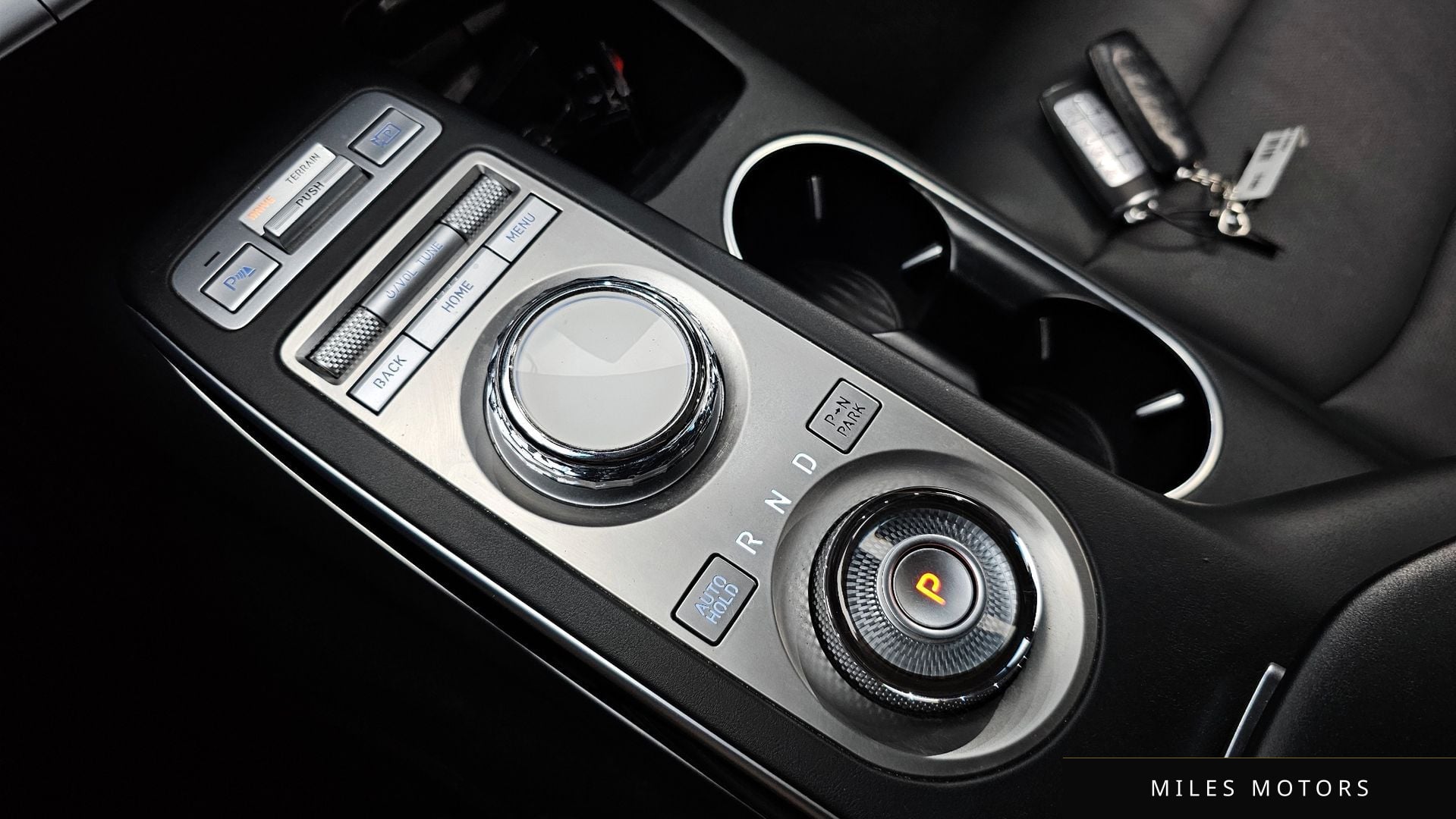 Genesis GV70 2021 — миниатюра 9