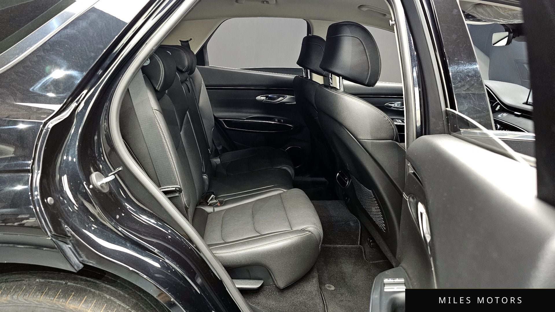 Genesis GV70 2021 — миниатюра 12