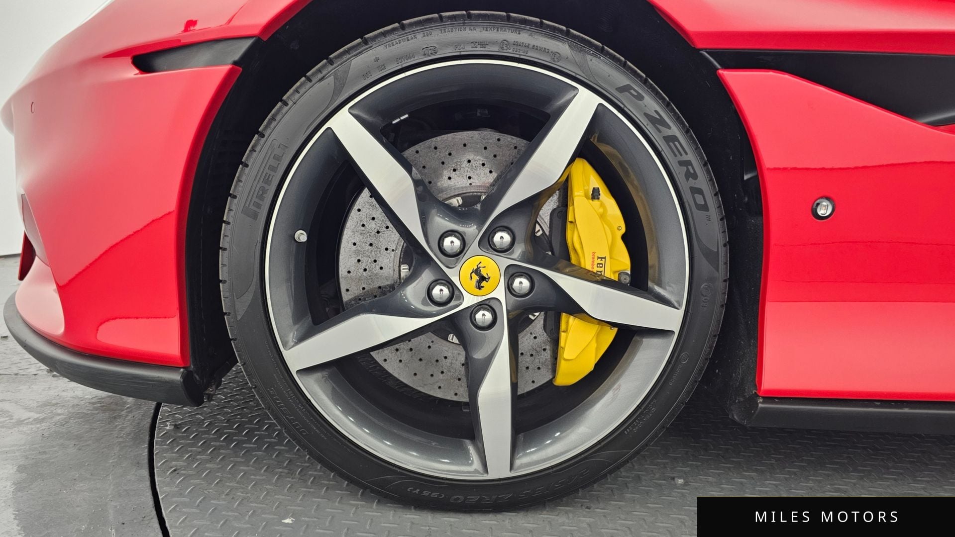Ferrari 포르토피노 2022 — миниатюра 5