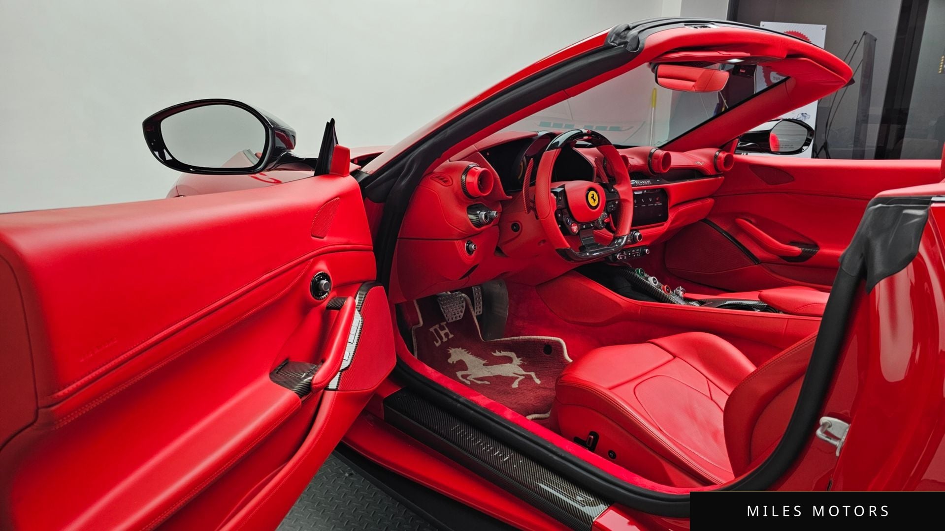Ferrari 포르토피노 2022 — миниатюра 10