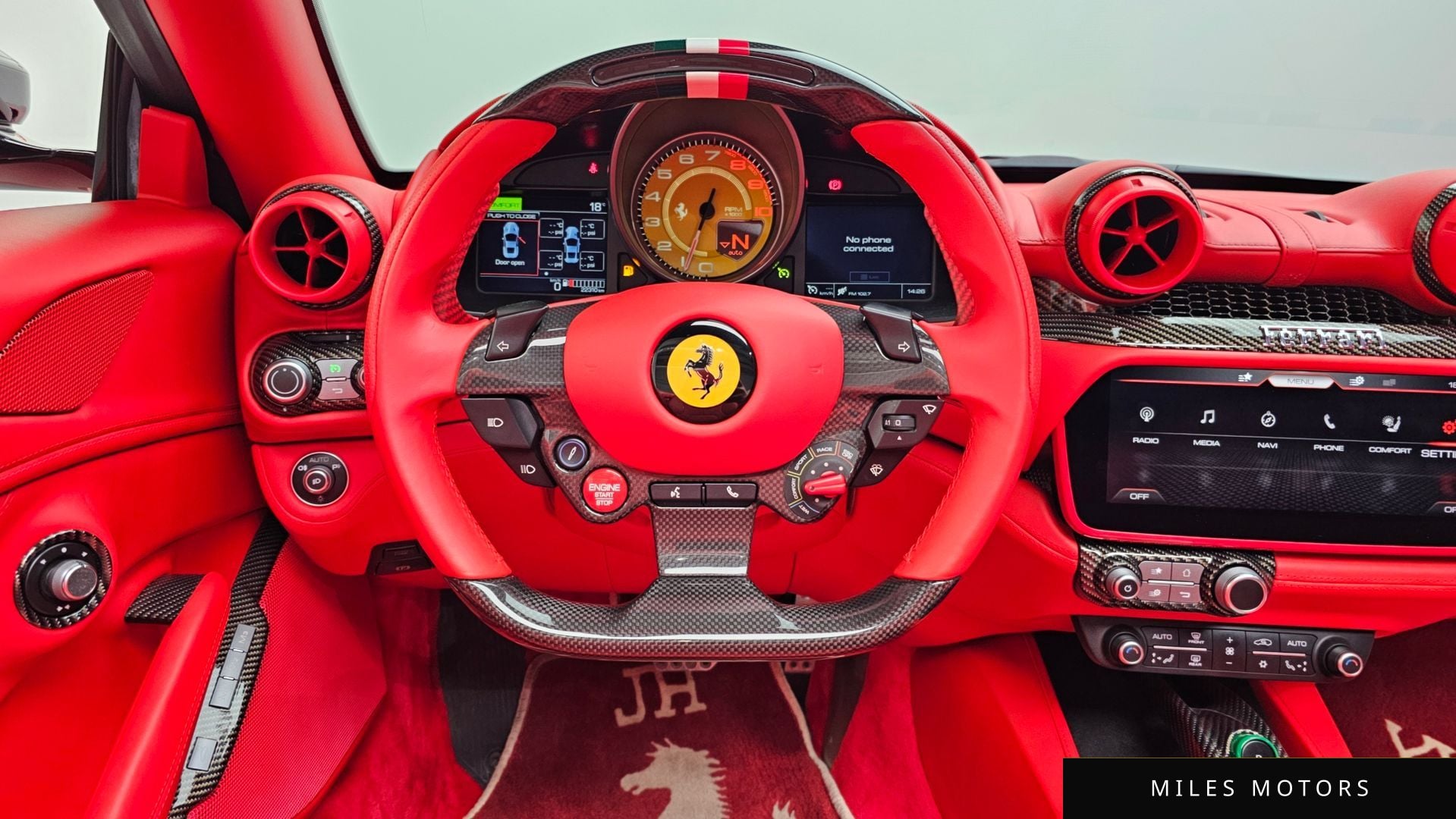 Ferrari 포르토피노 2022 — миниатюра 13