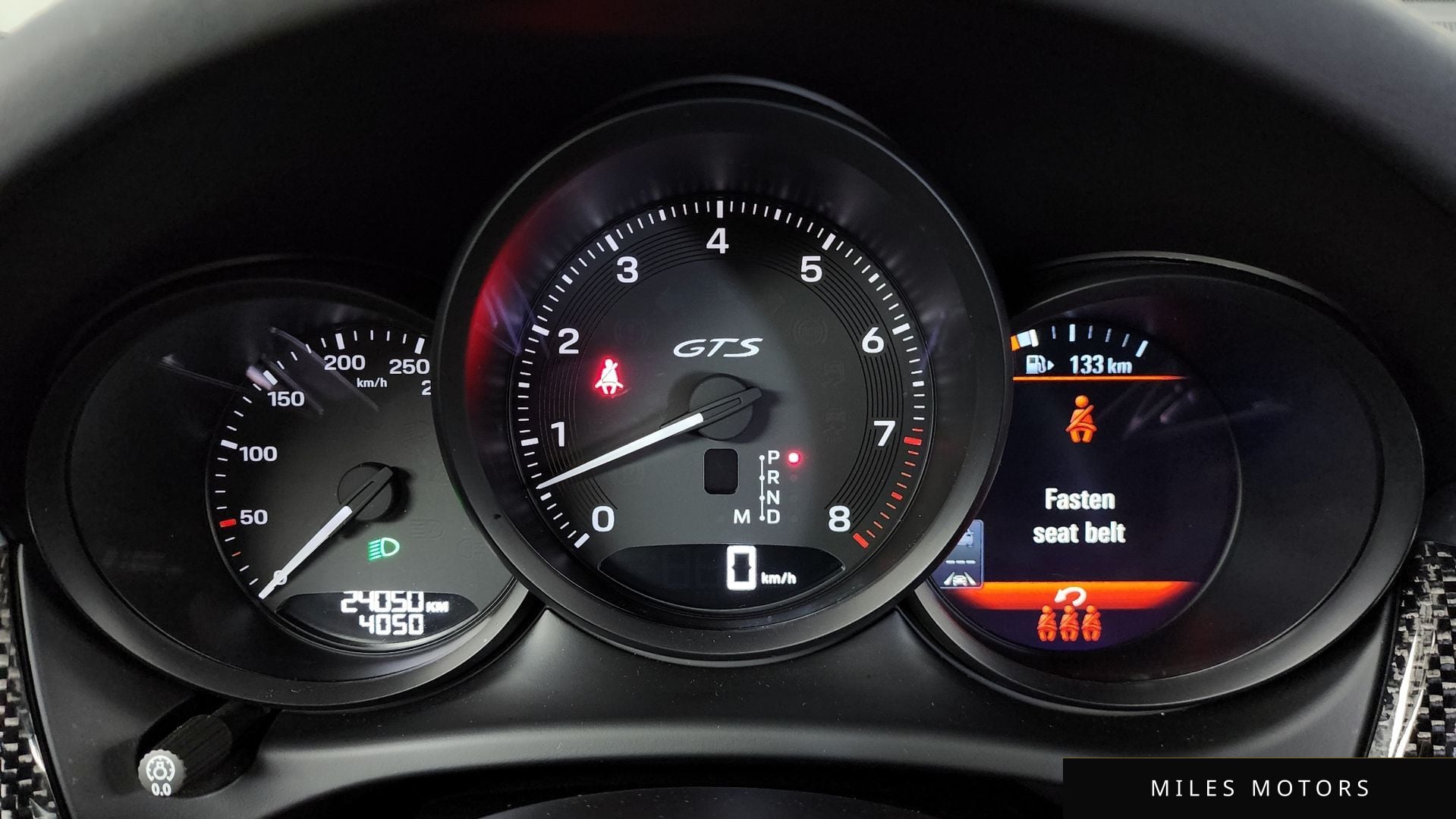 Porsche Macan 2023 — миниатюра 8