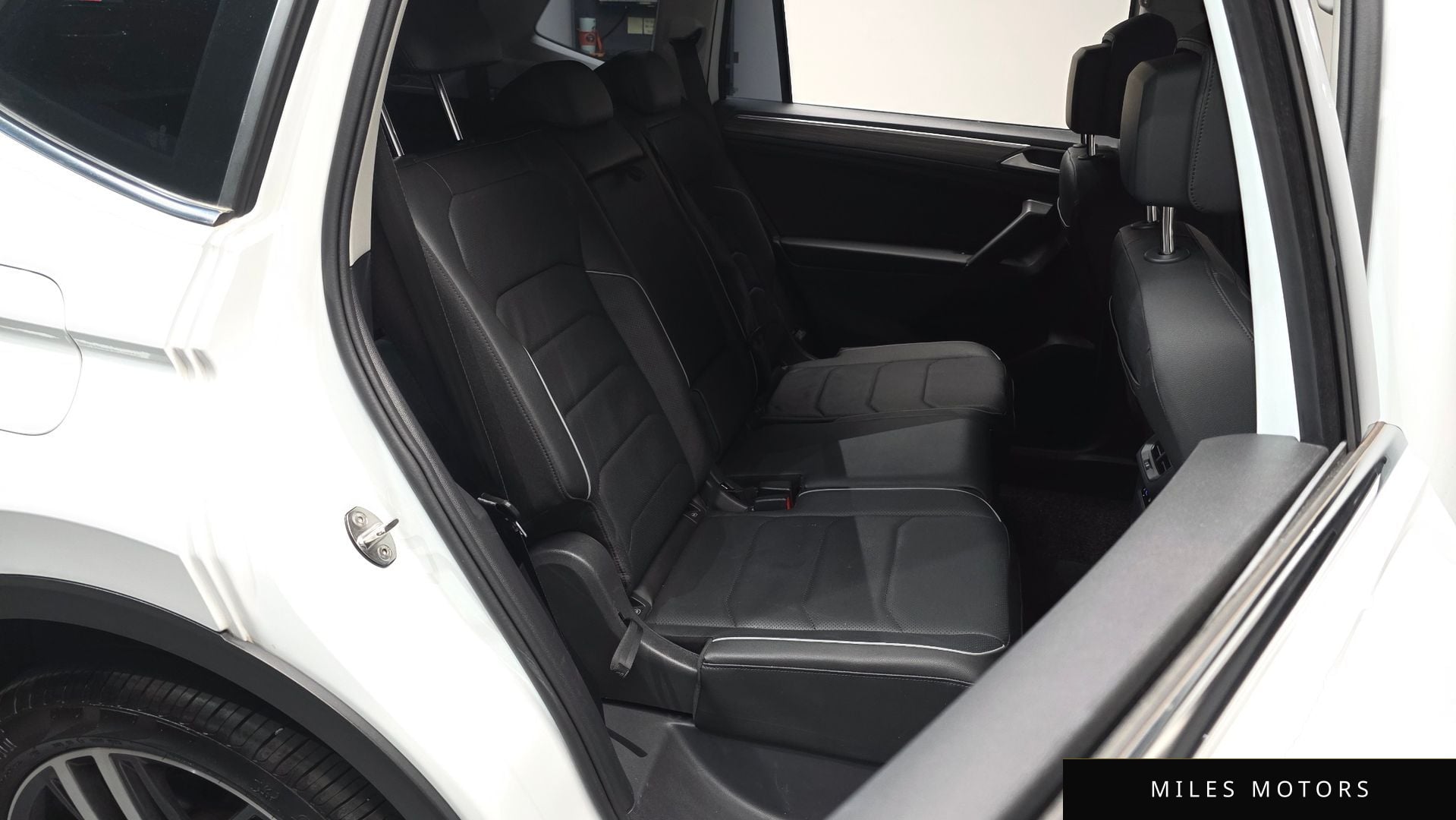 Volkswagen Tiguan 2023 — миниатюра 12
