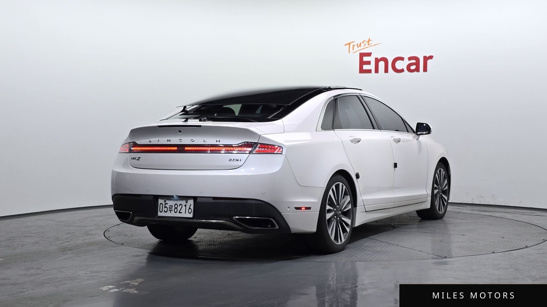 Lincoln MKZ 2018 — миниатюра 2