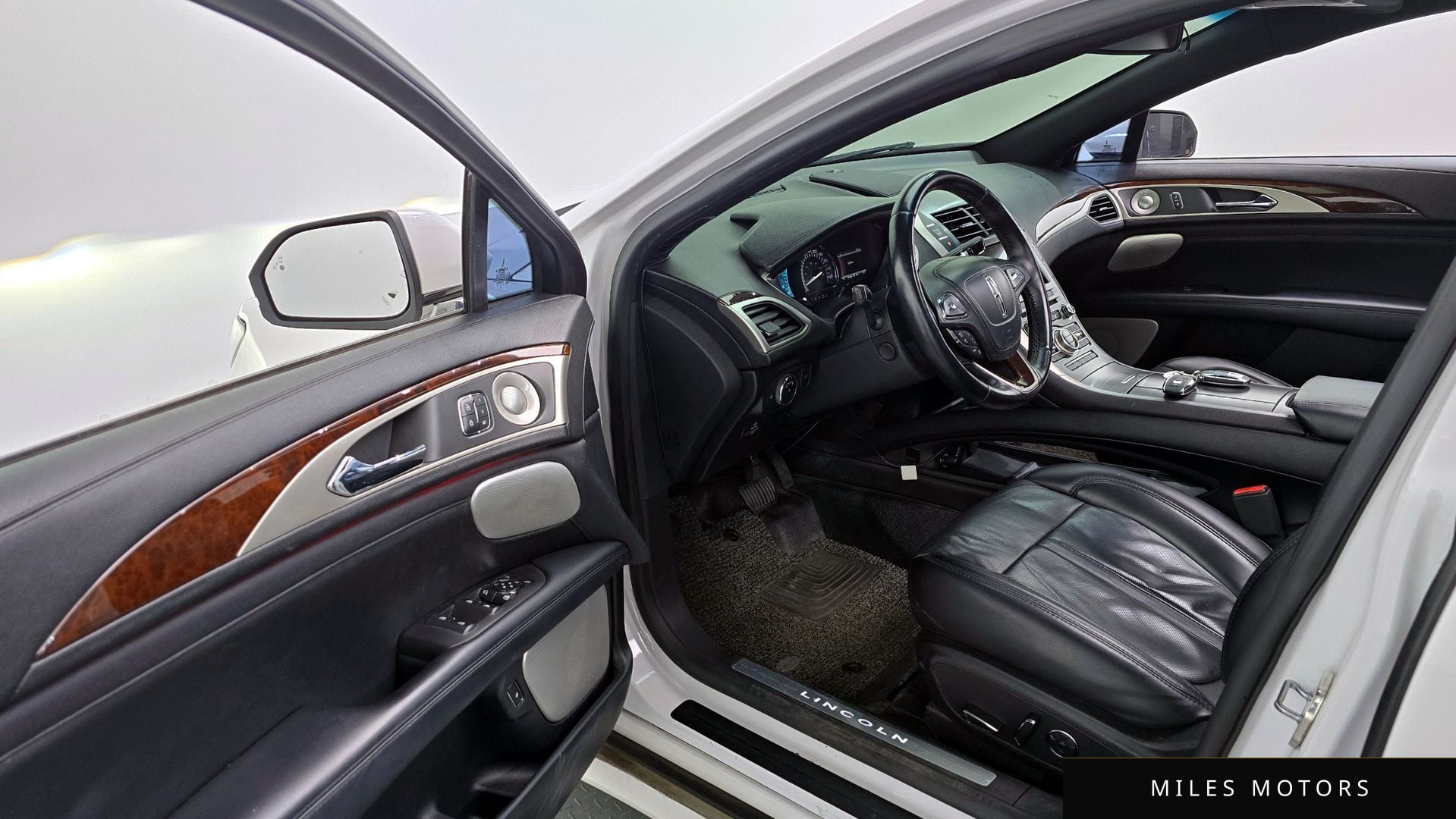 Lincoln MKZ 2018 — миниатюра 10