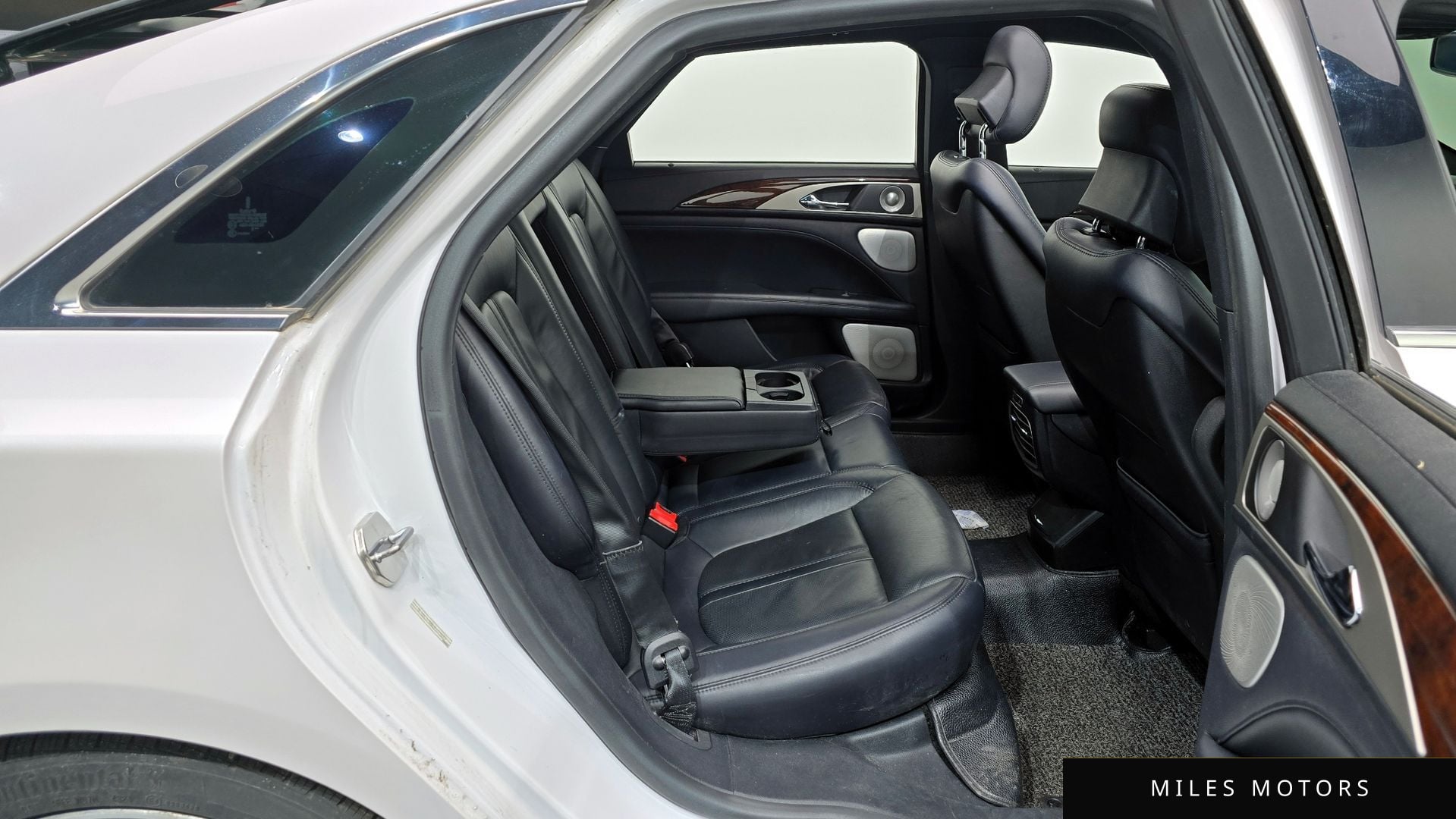 Lincoln MKZ 2018 — миниатюра 12