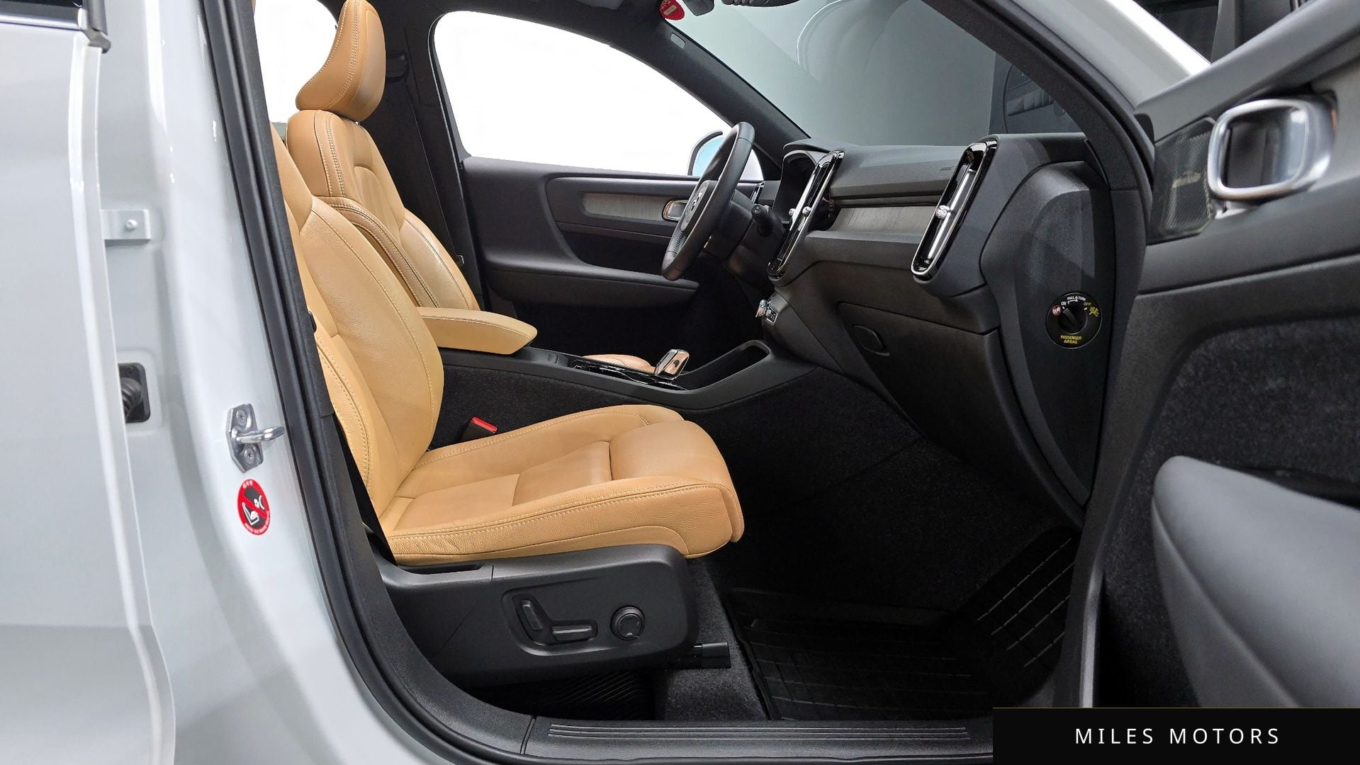 Volvo XC40 2021 — миниатюра 11