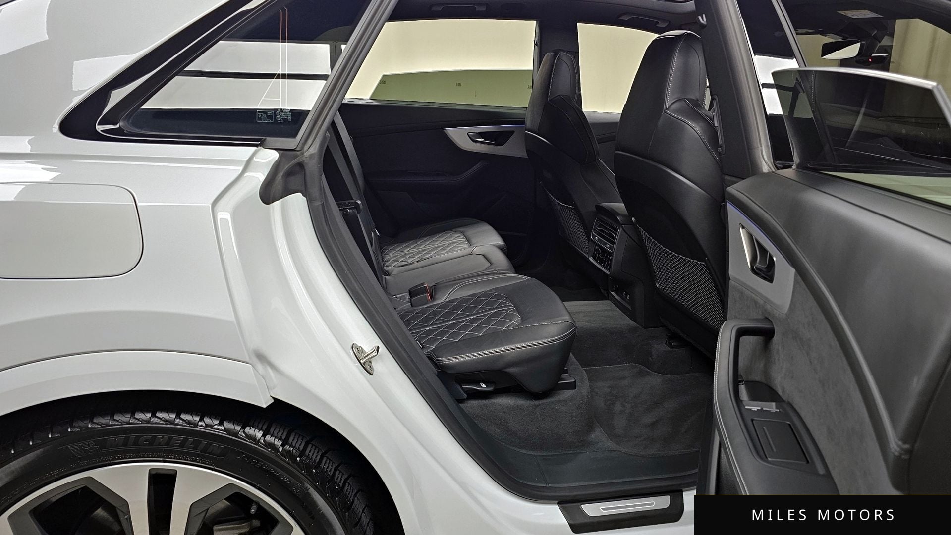 Audi Q8 (4M) 2023 — миниатюра 12