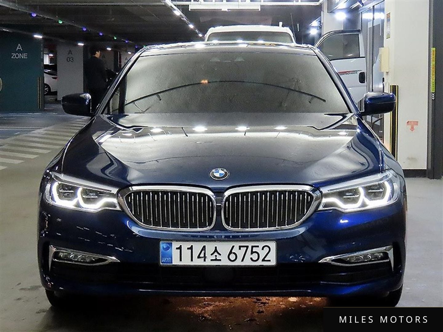 BMW 5 Series (G30) 2018 — миниатюра 3