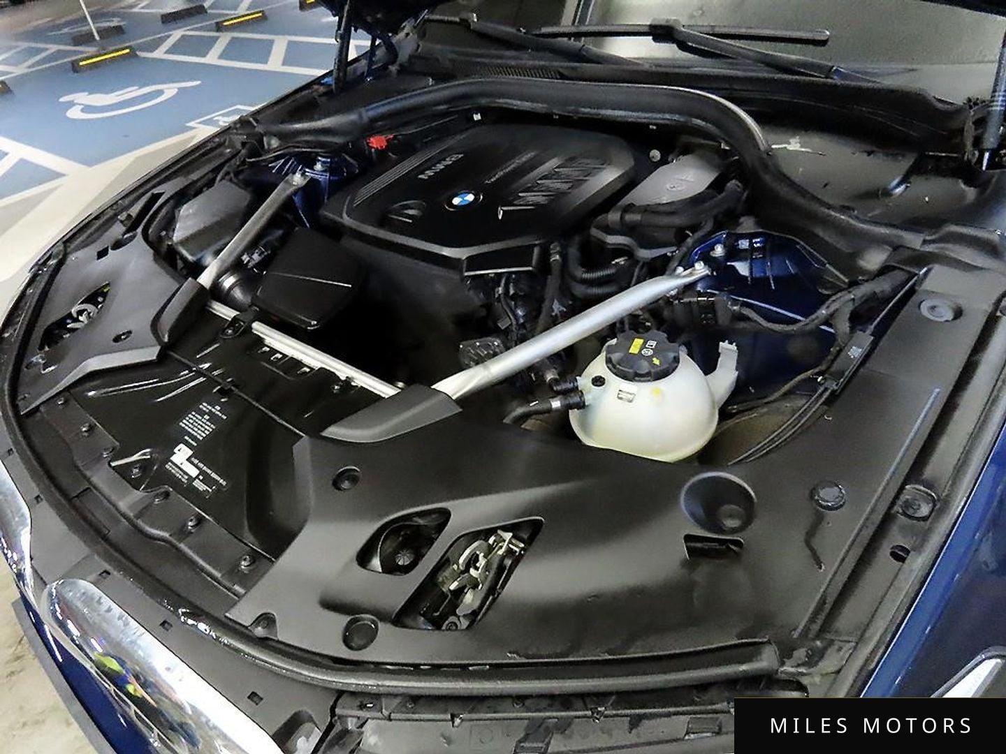 BMW 5 Series (G30) 2018 — миниатюра 6