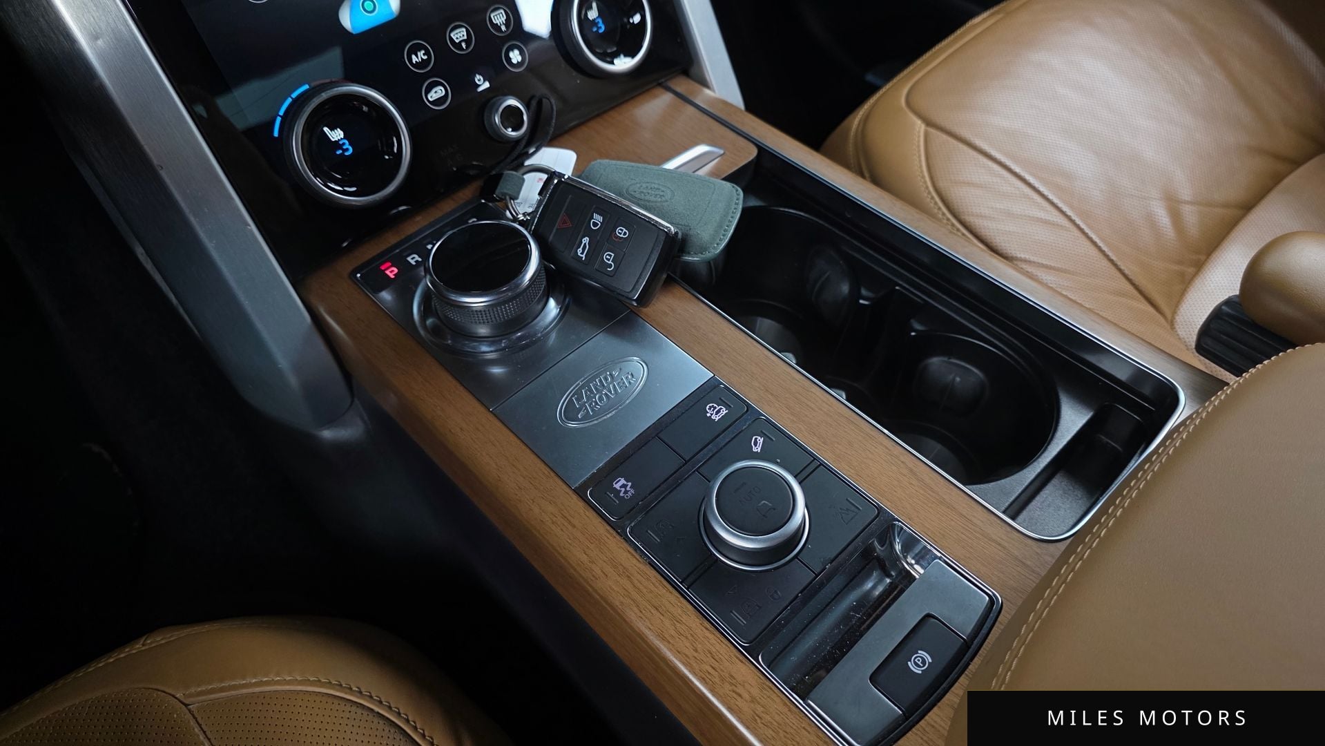 Land Rover Range Rover 2020 — миниатюра 9