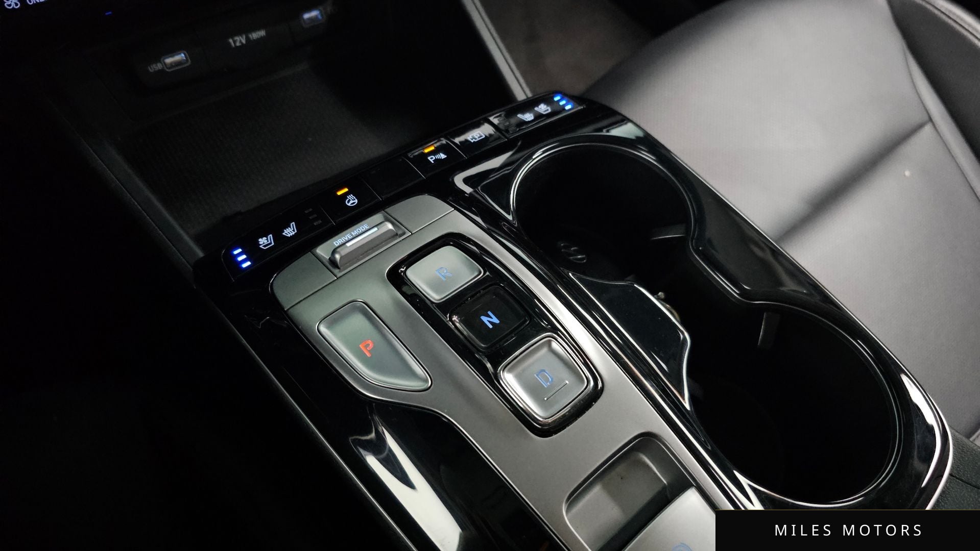 Hyundai 투싼 하이브리드 (NX4) 2022 — миниатюра 9