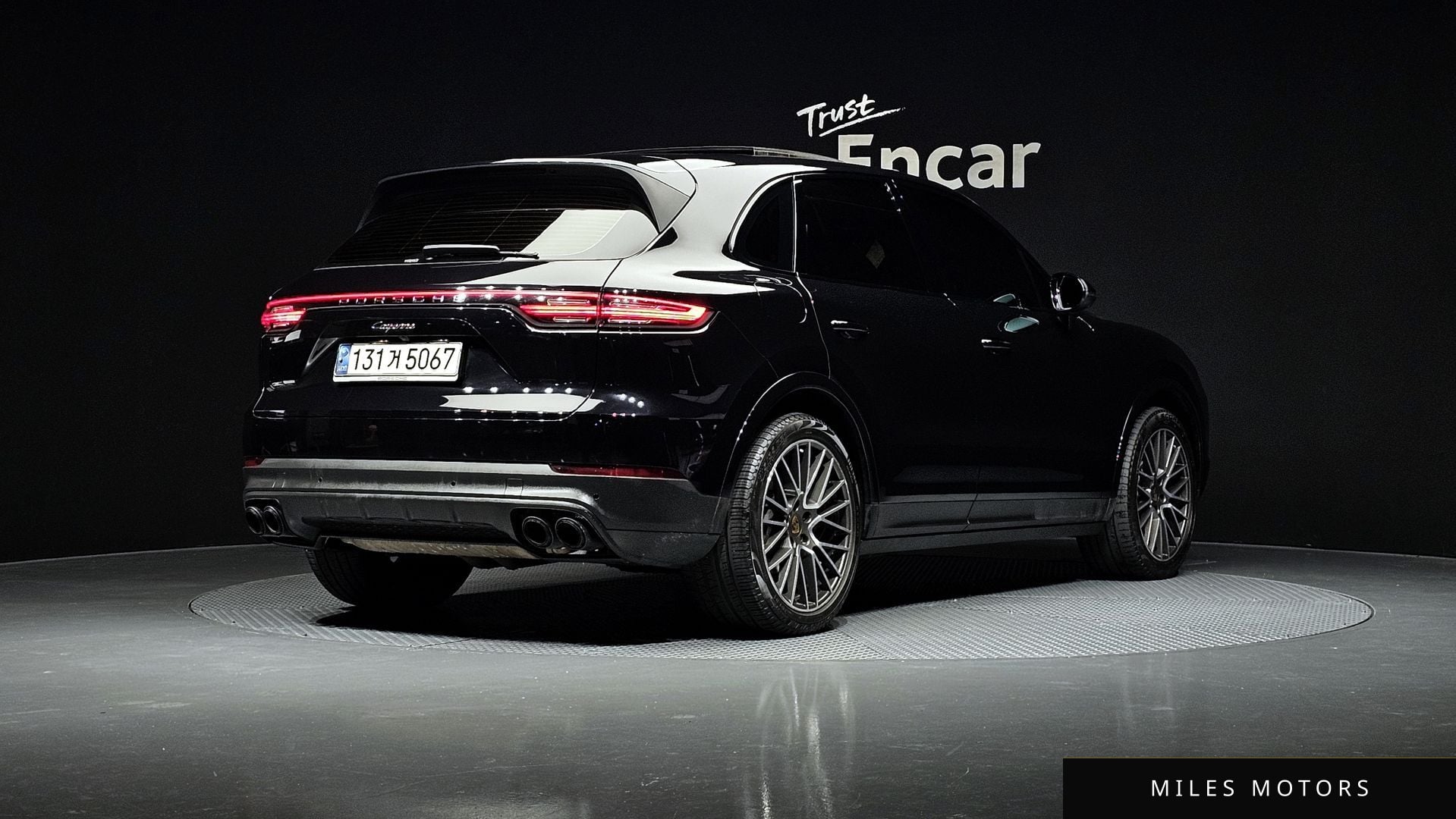 Porsche Cayenne 2021 — миниатюра 2