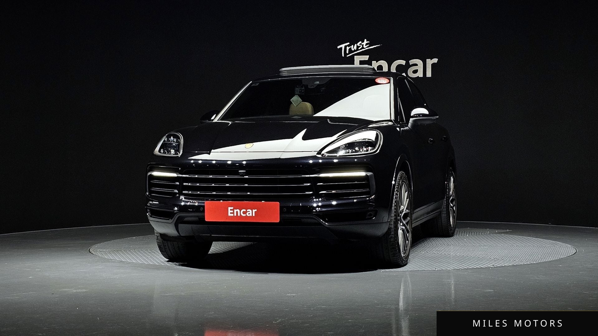 Porsche Cayenne 2021 — миниатюра 3