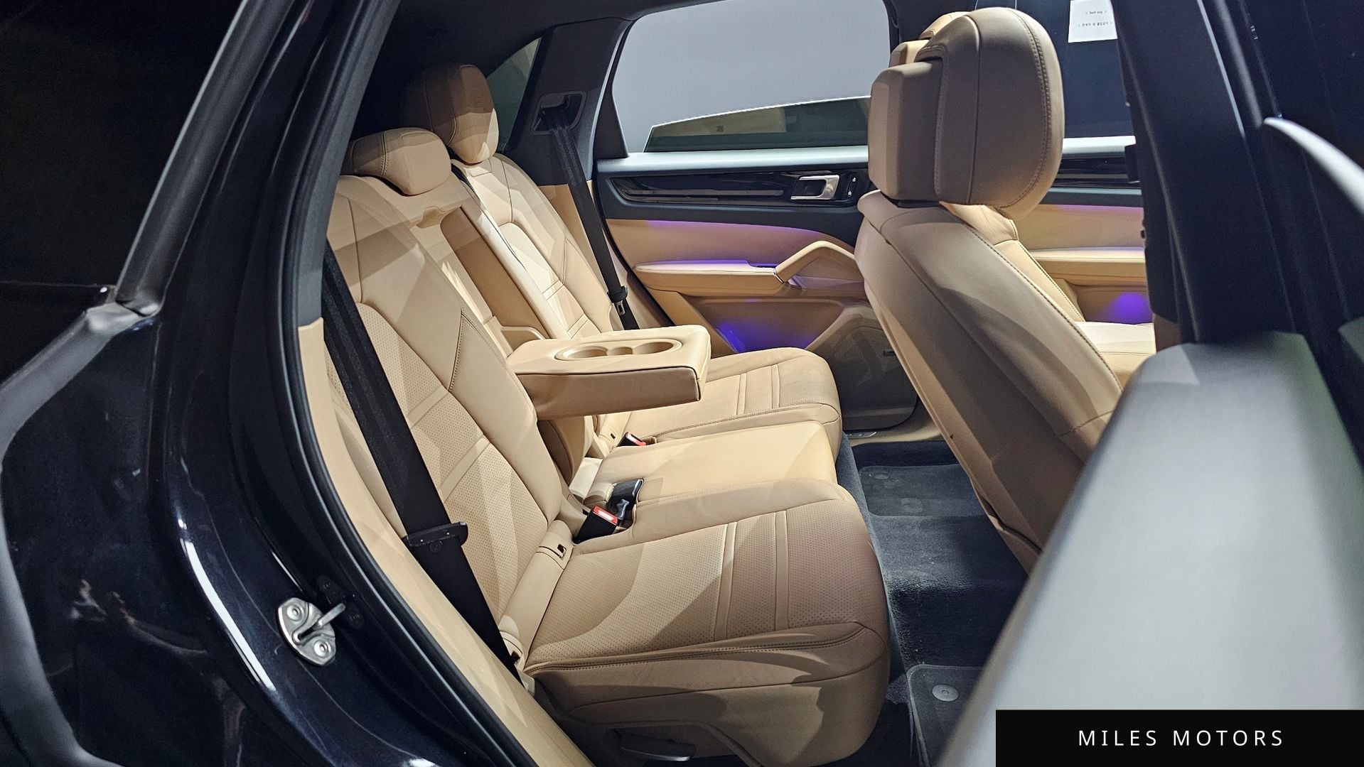 Porsche Cayenne 2021 — миниатюра 12